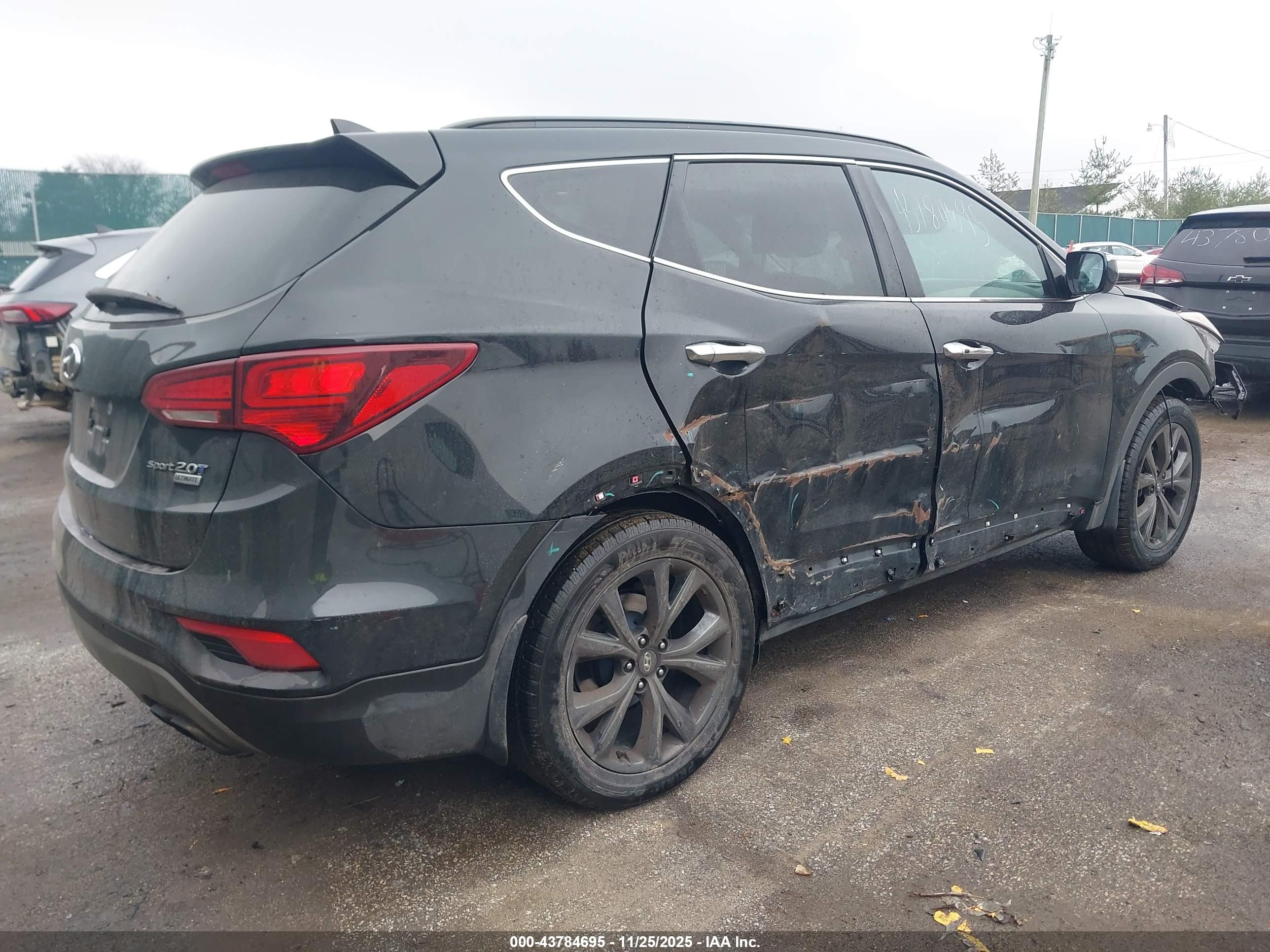HYUNDAI SANTA image 4