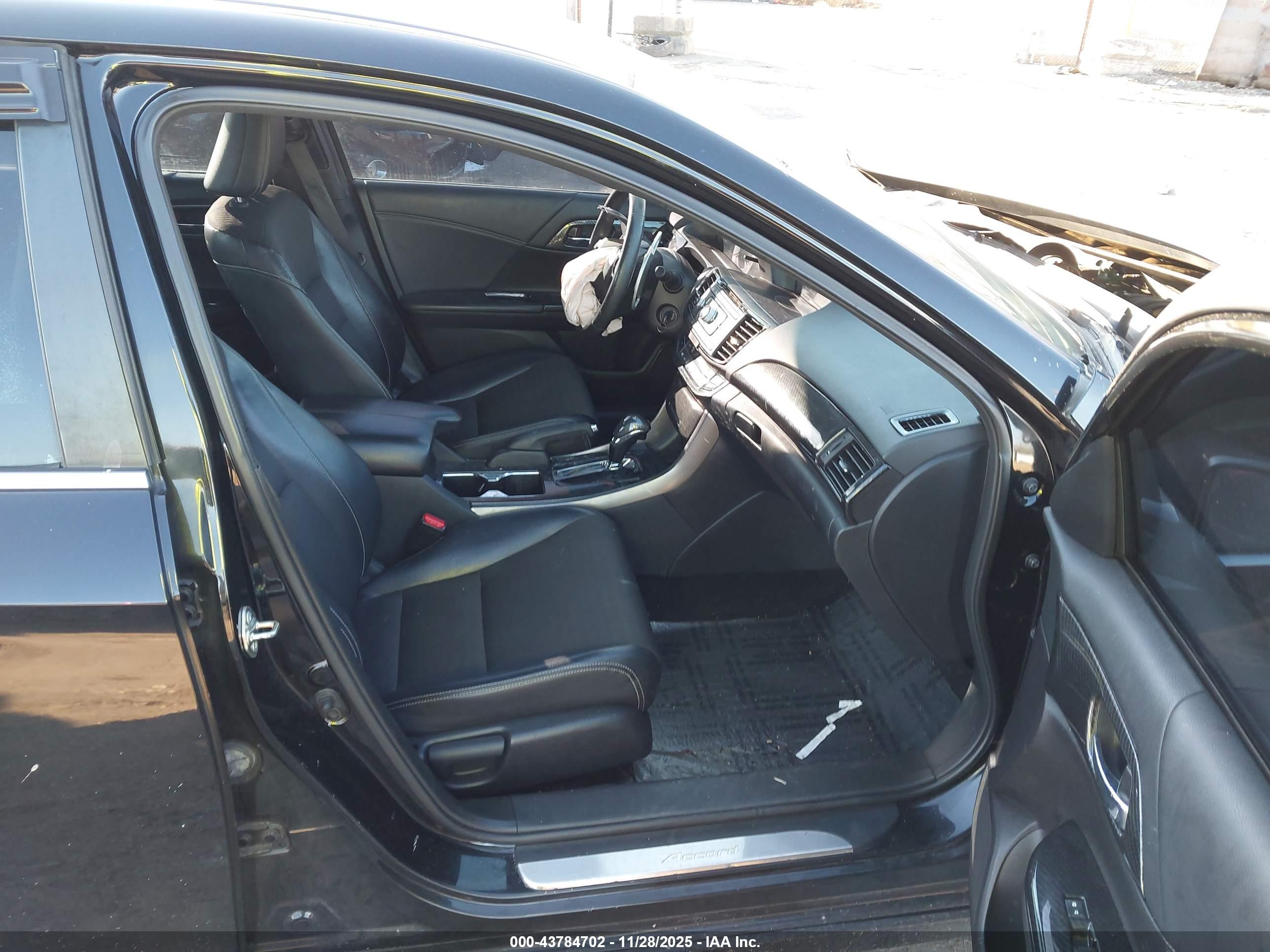 HONDA ACCORD image 5