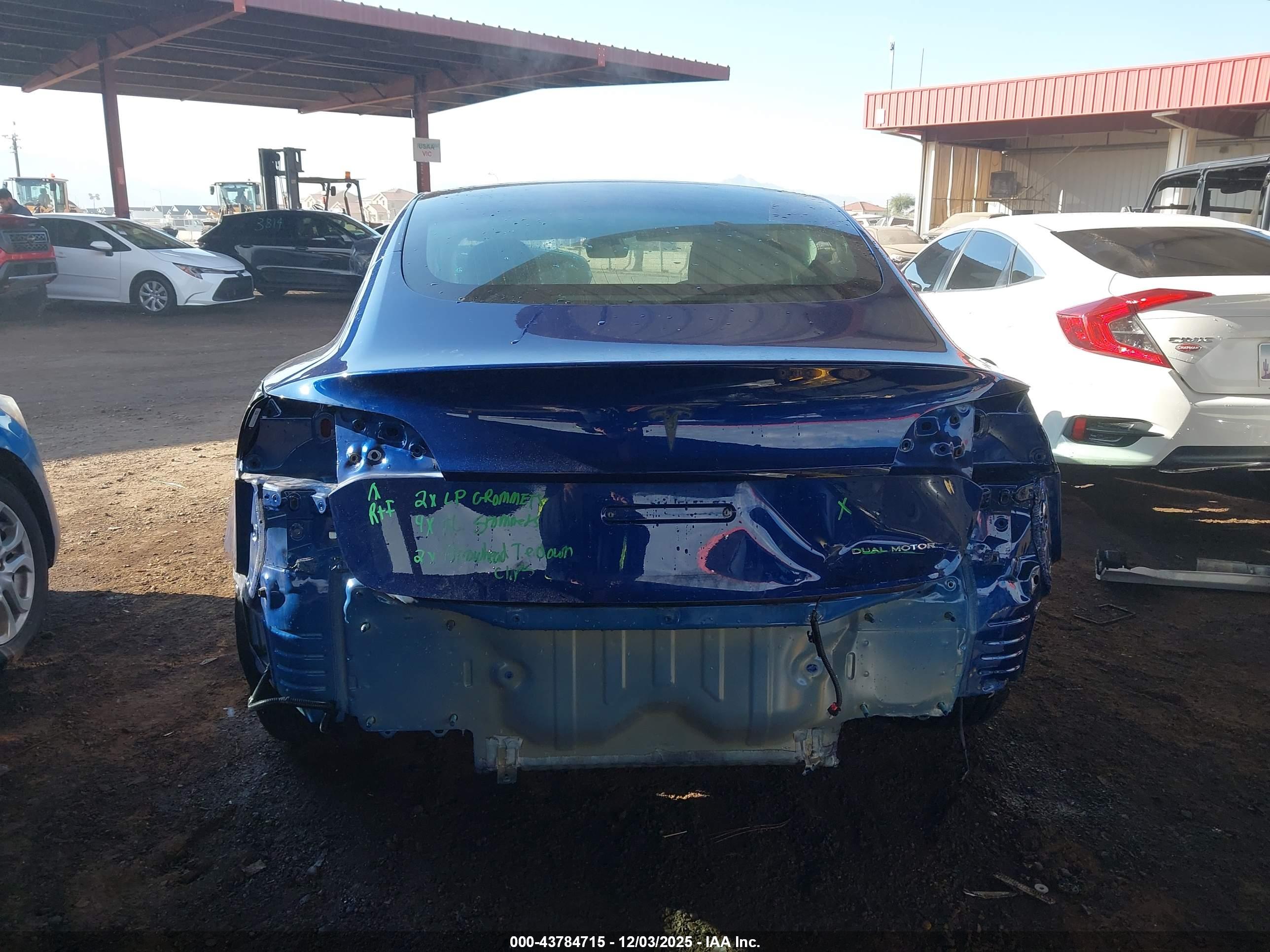 TESLA MODEL image 6