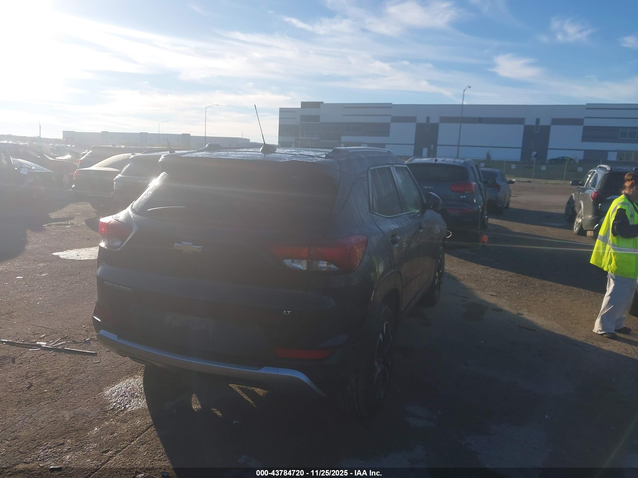 CHEVROLET TRAILBLAZER image 4