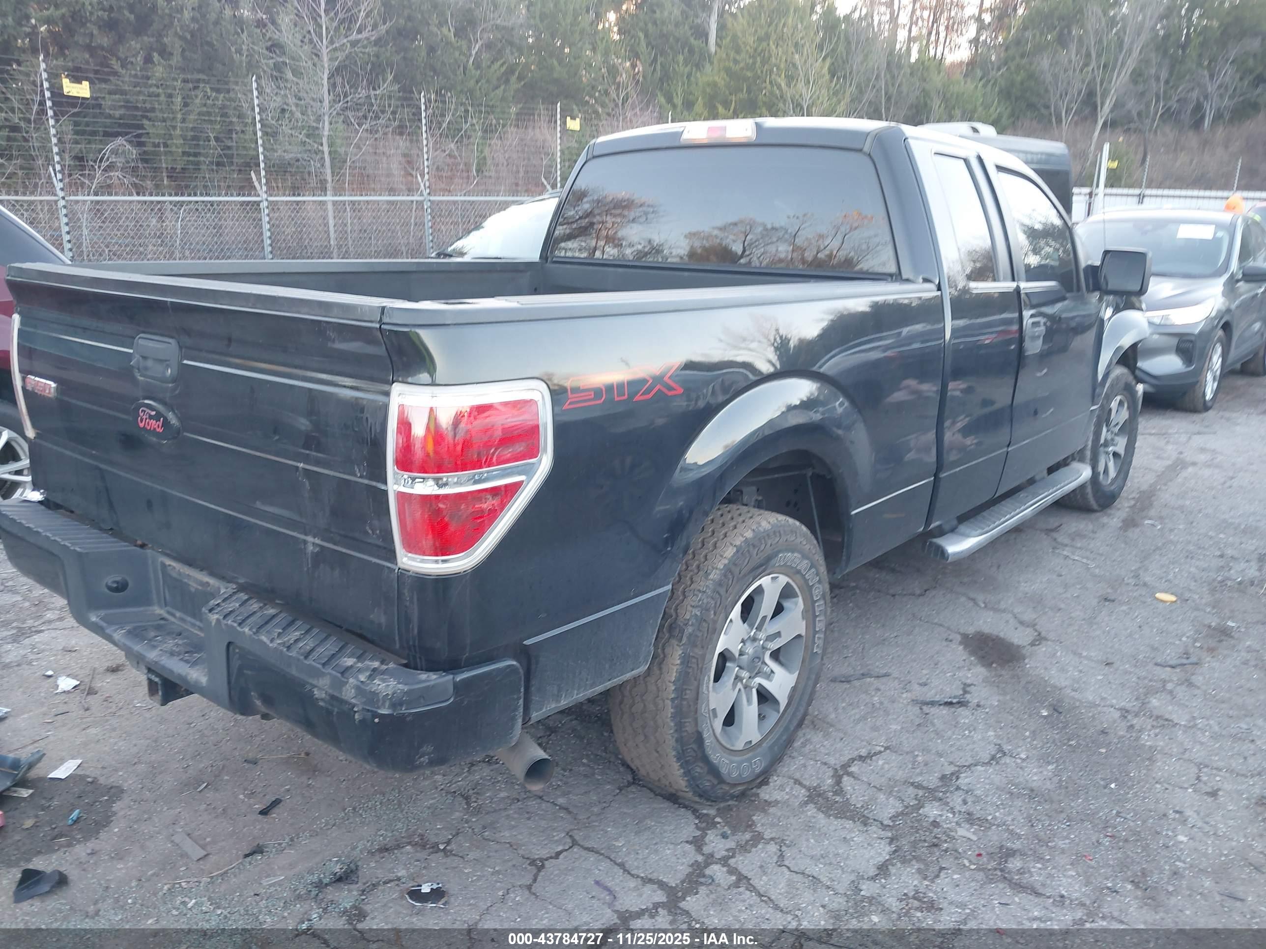 FORD F-150 image 4
