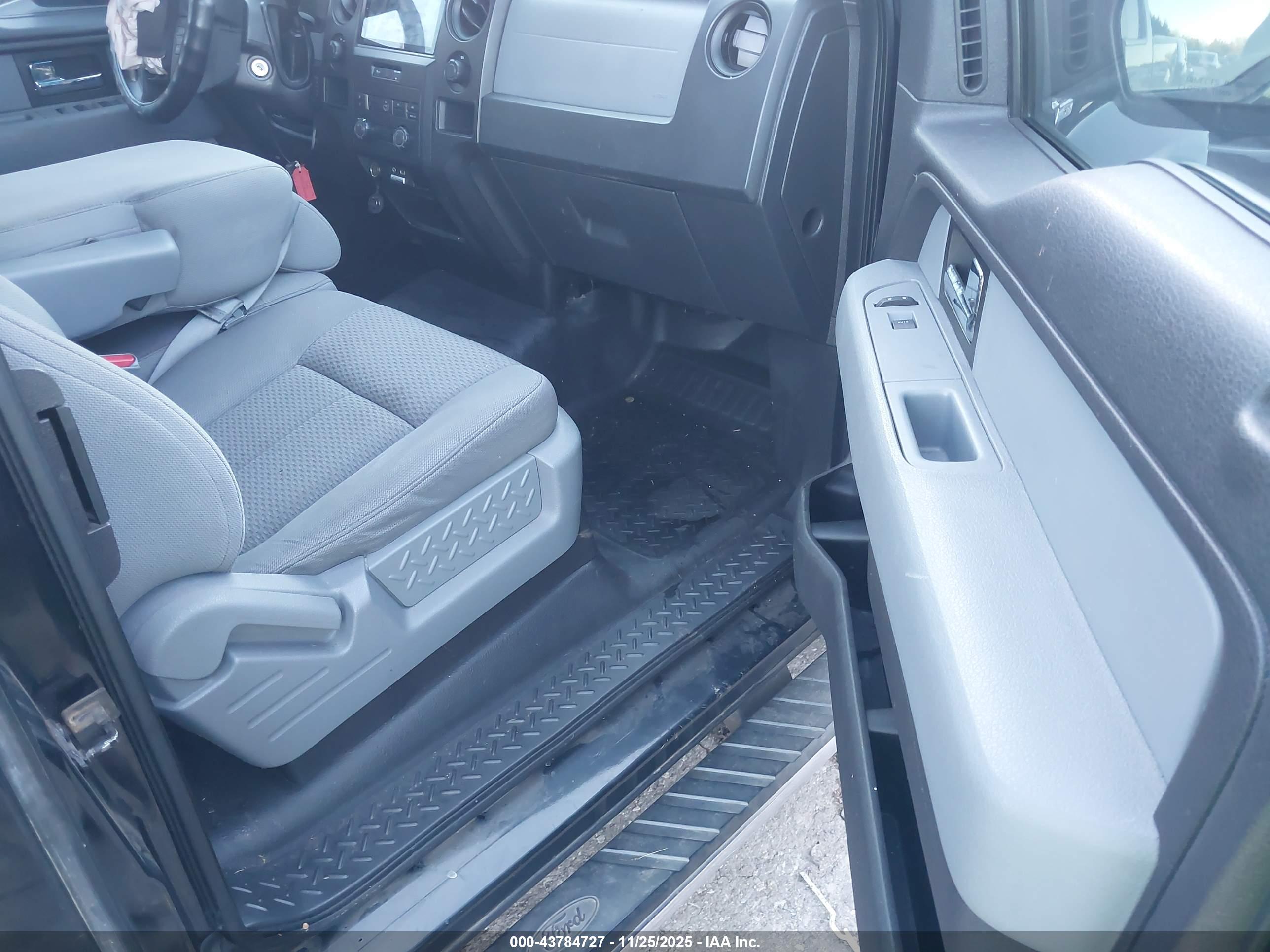 FORD F-150 image 5
