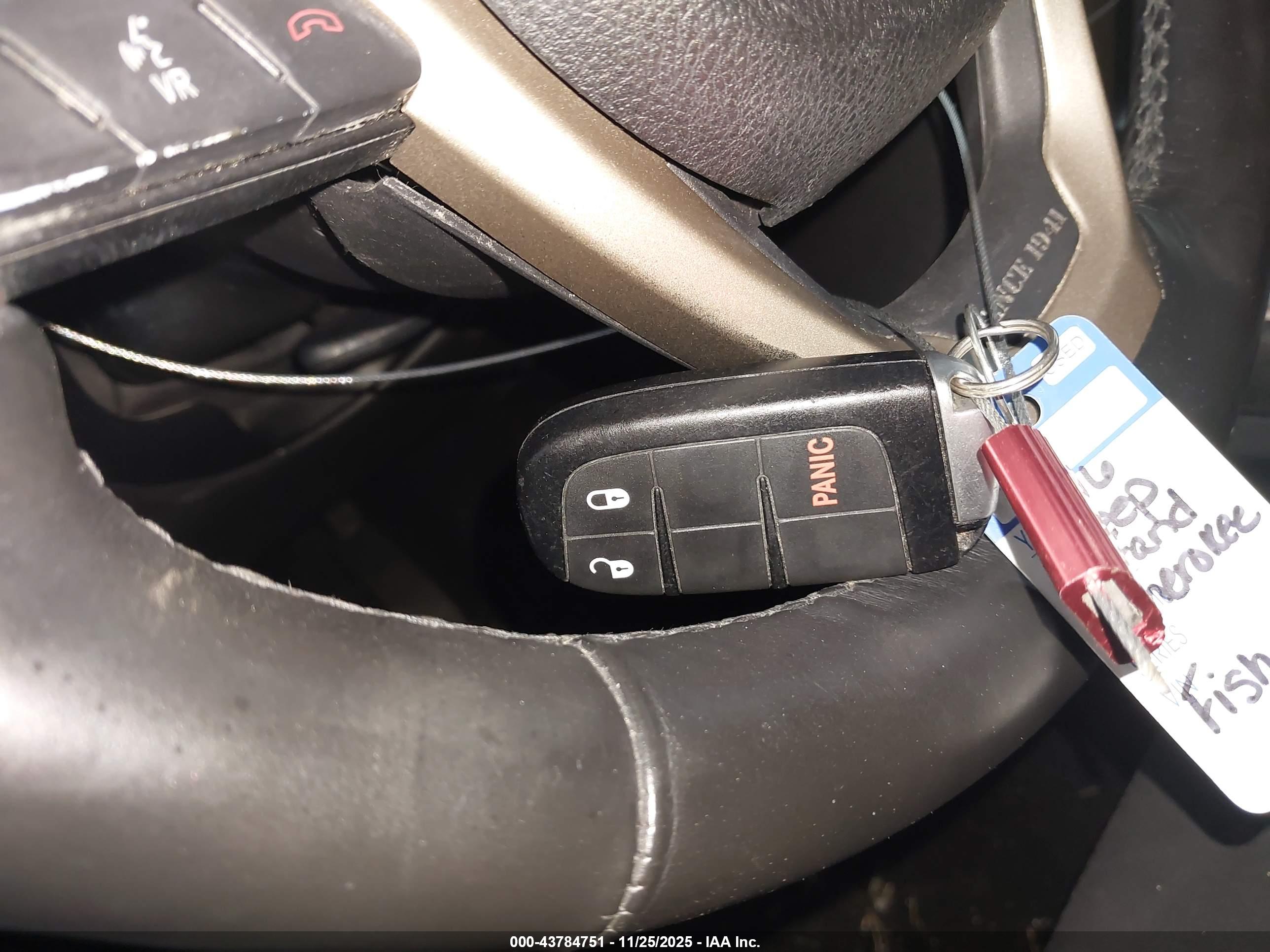 JEEP GRAND image 11