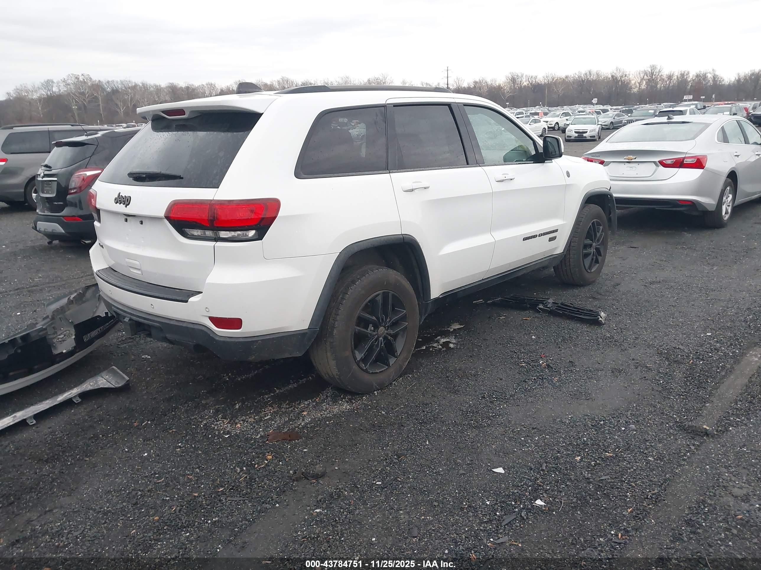 JEEP GRAND image 4