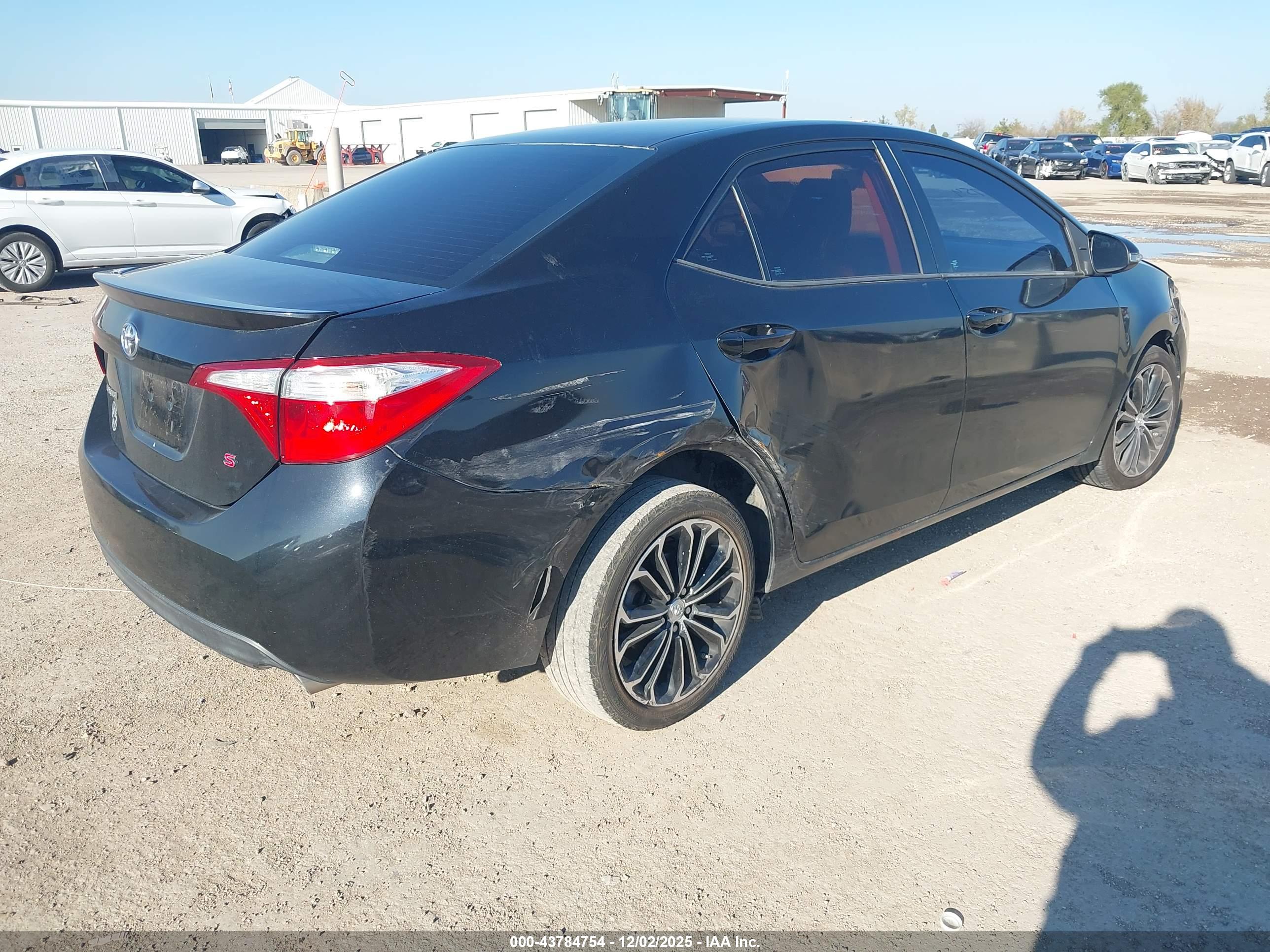 TOYOTA COROLLA image 4