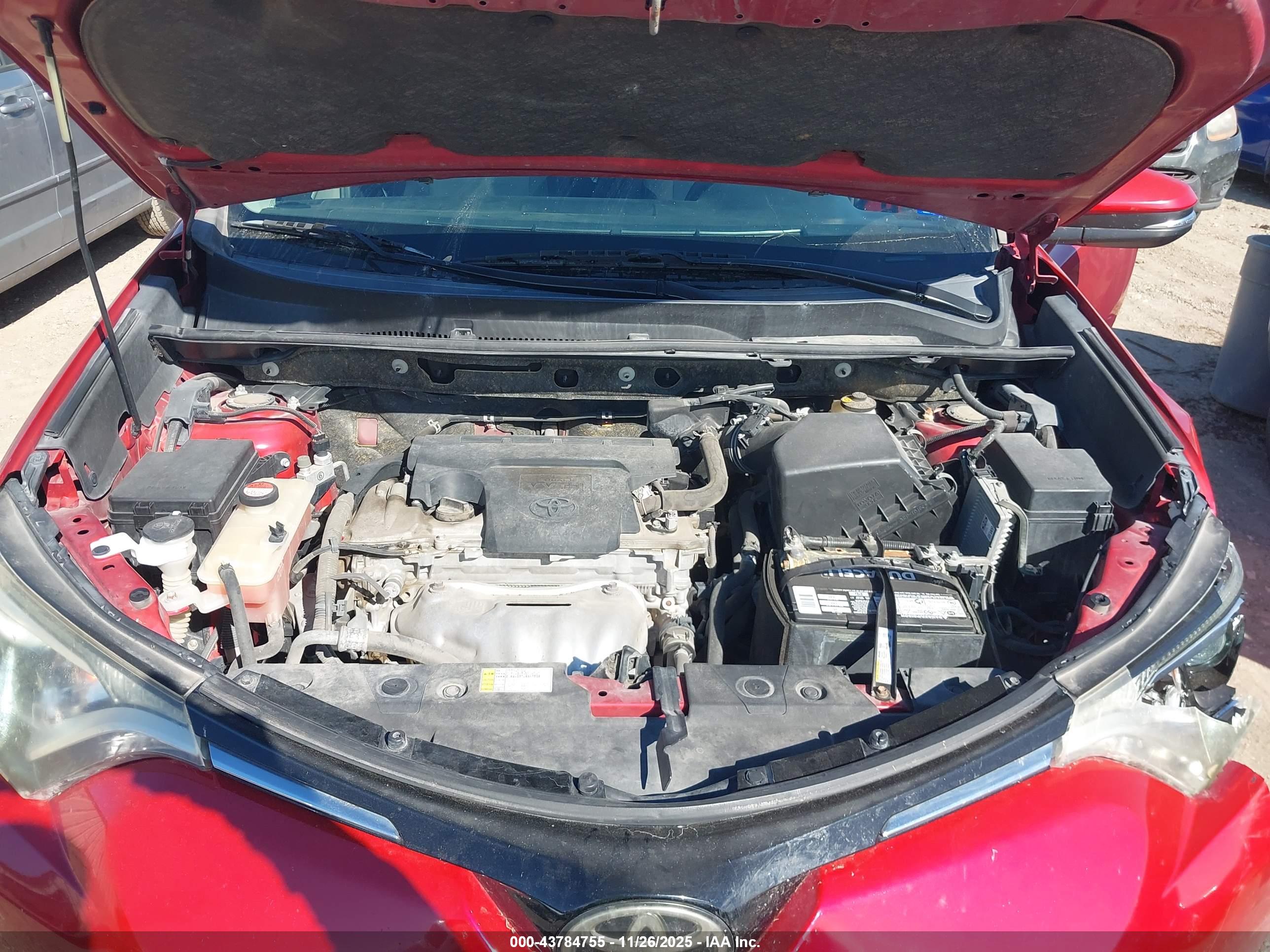 TOYOTA RAV4 image 10