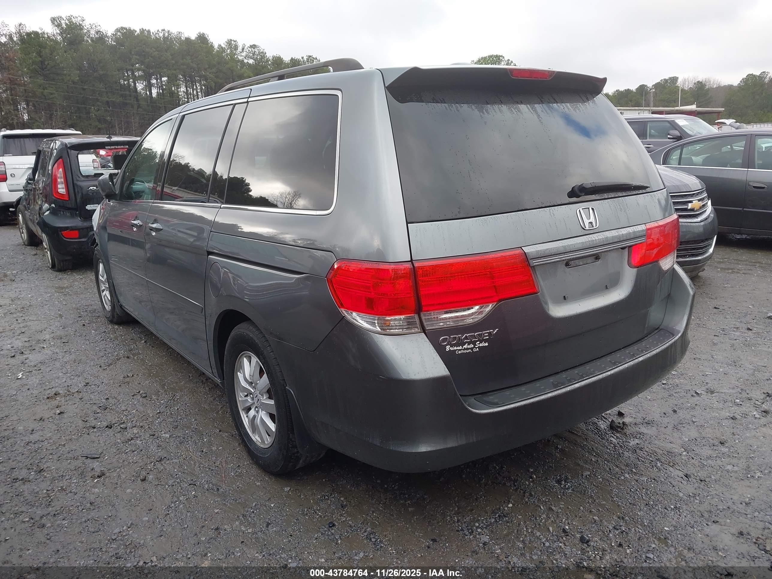 HONDA ODYSSEY image 3