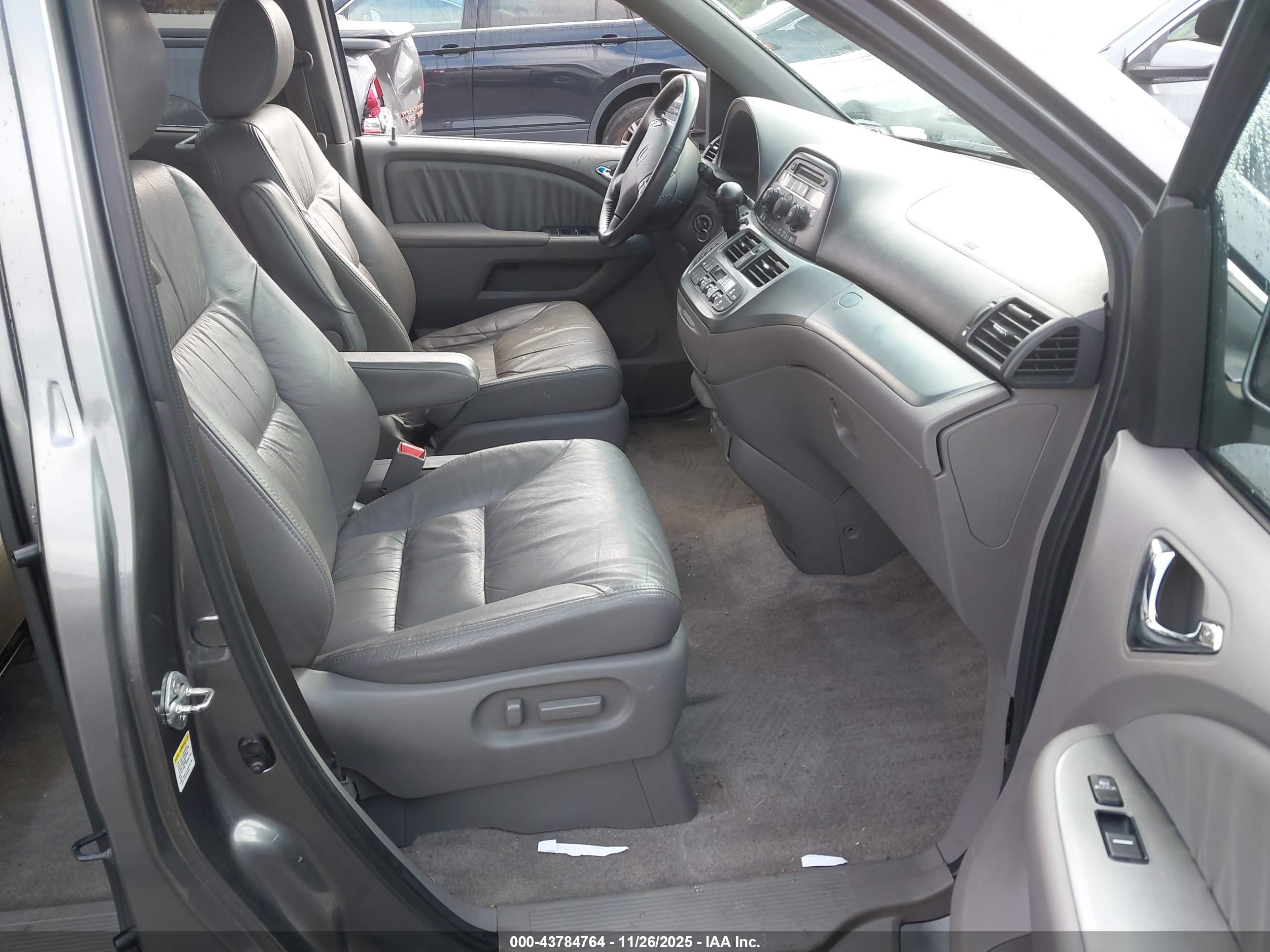 HONDA ODYSSEY image 5