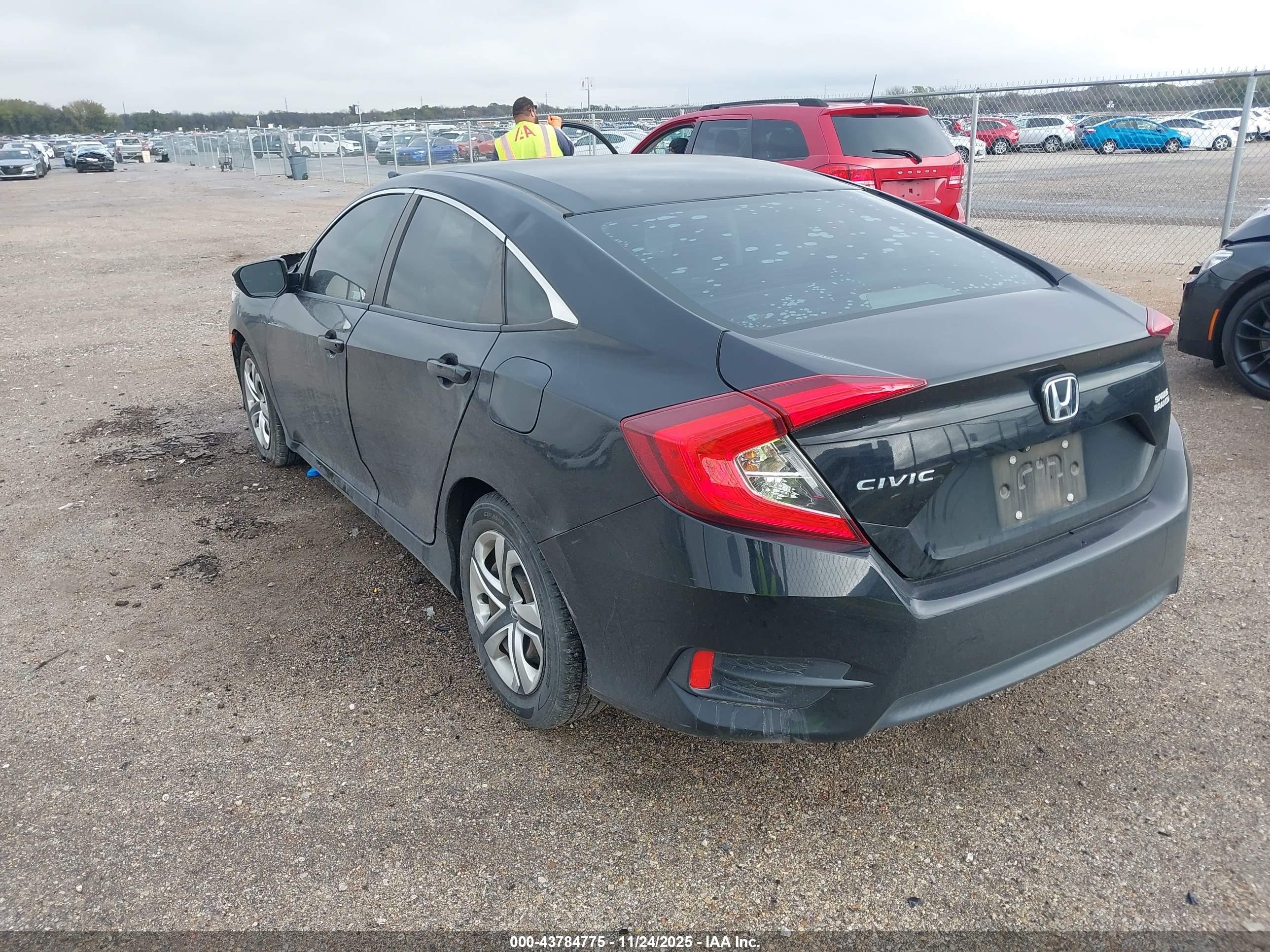 HONDA CIVIC image 3