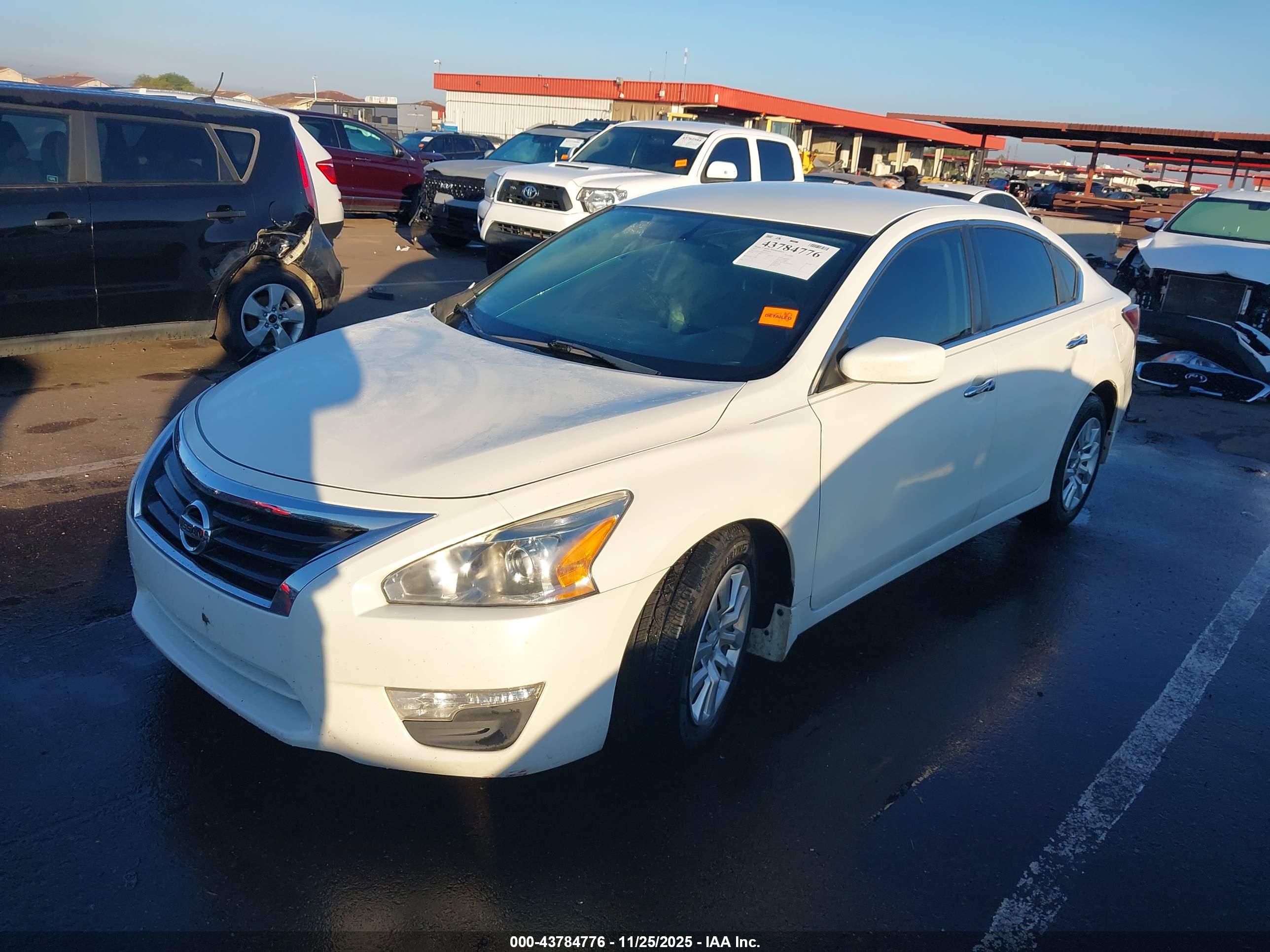 NISSAN ALTIMA image 2
