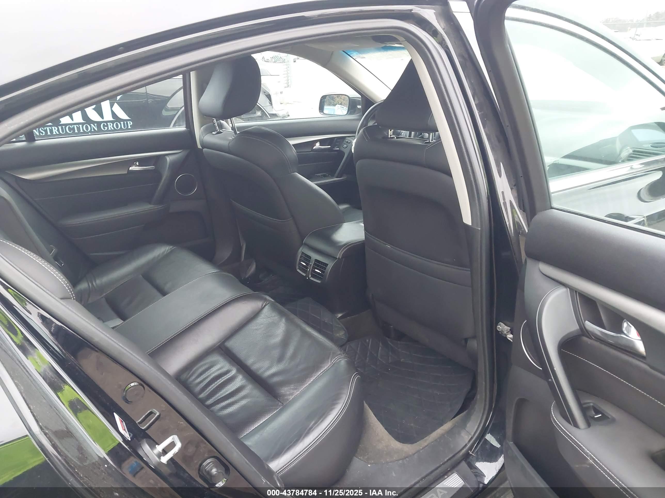ACURA TL image 8