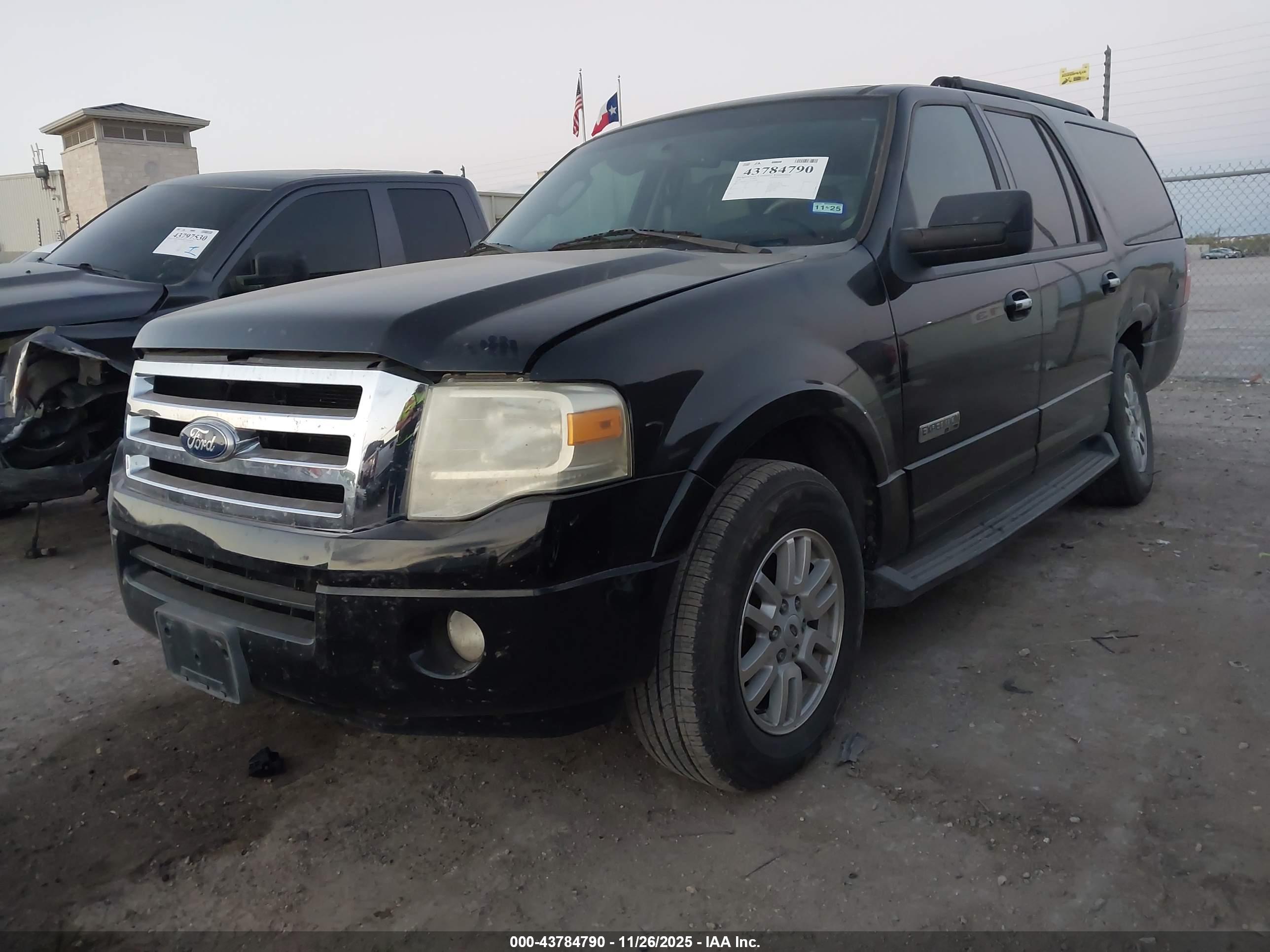 FORD EXPEDITION image 2