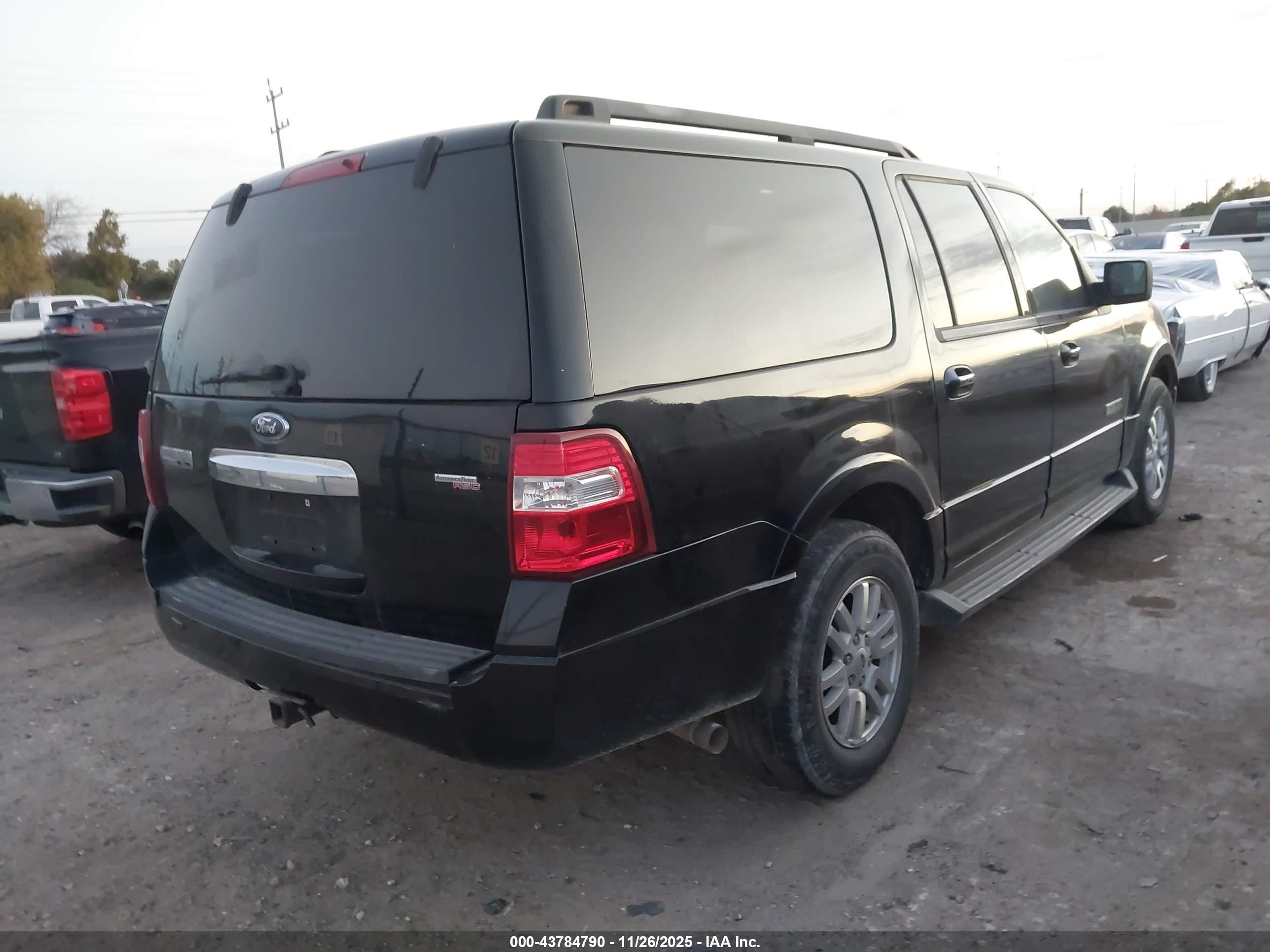FORD EXPEDITION image 4