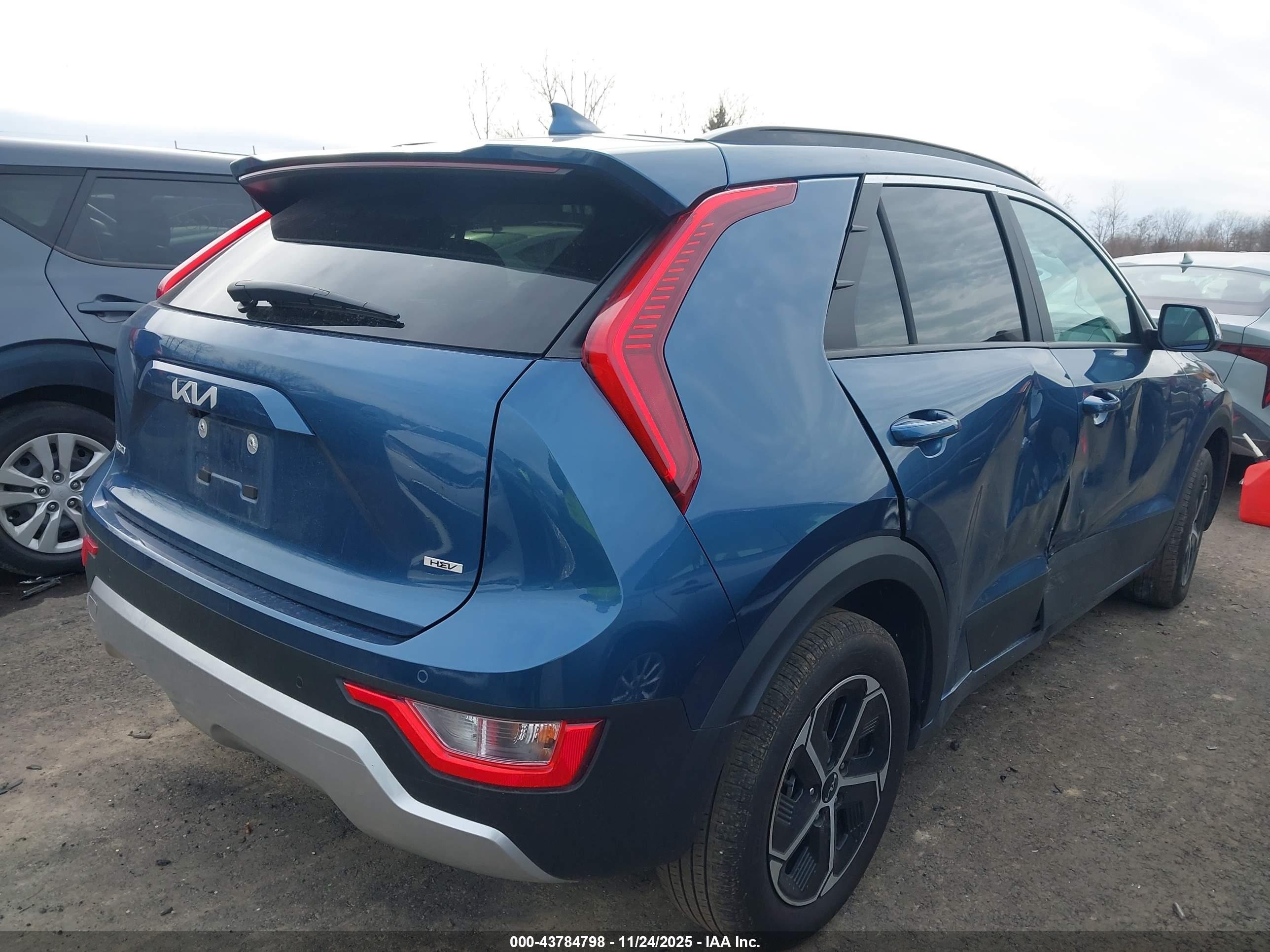 KIA NIRO image 4