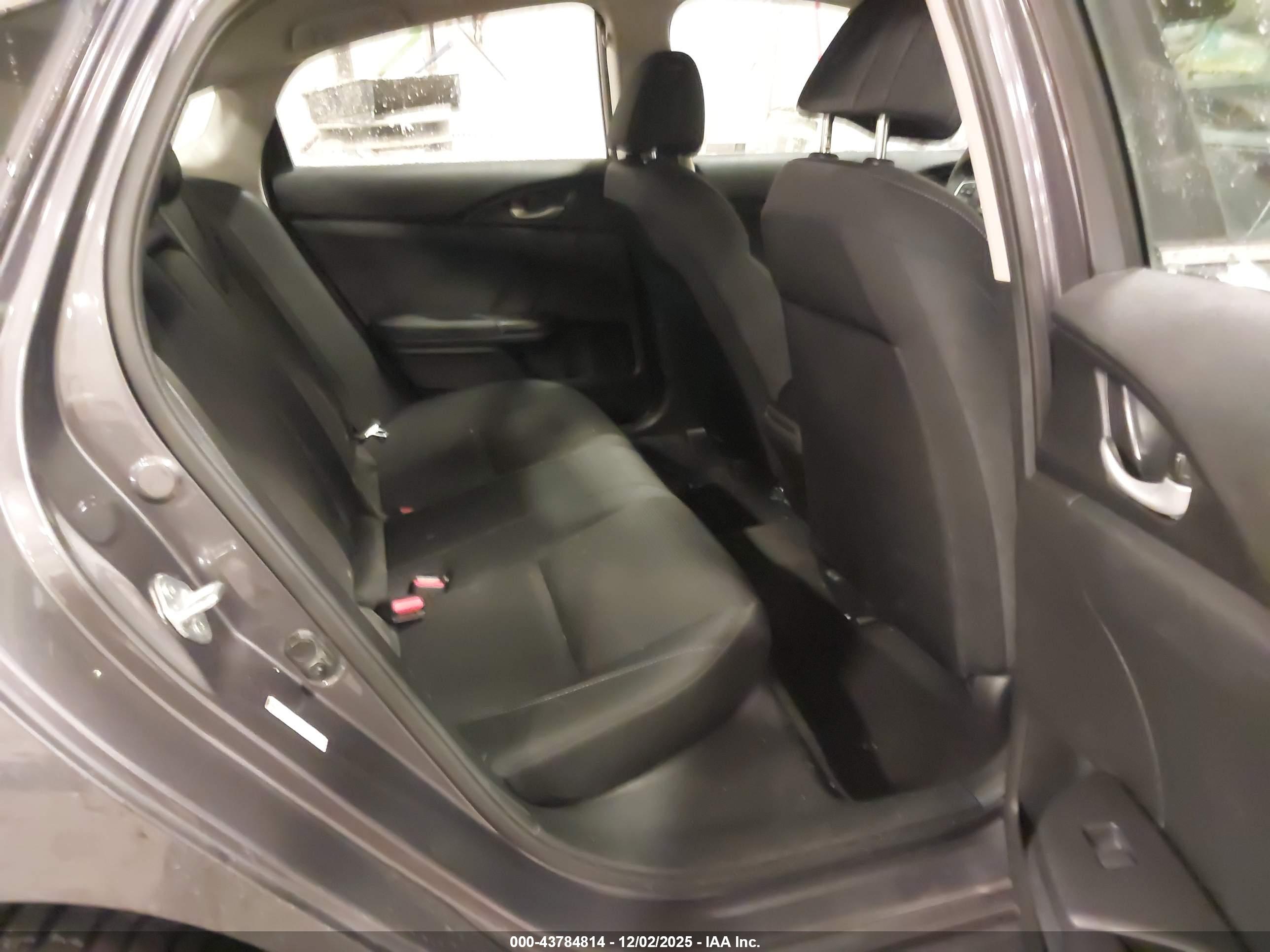 HONDA INSIGHT image 8