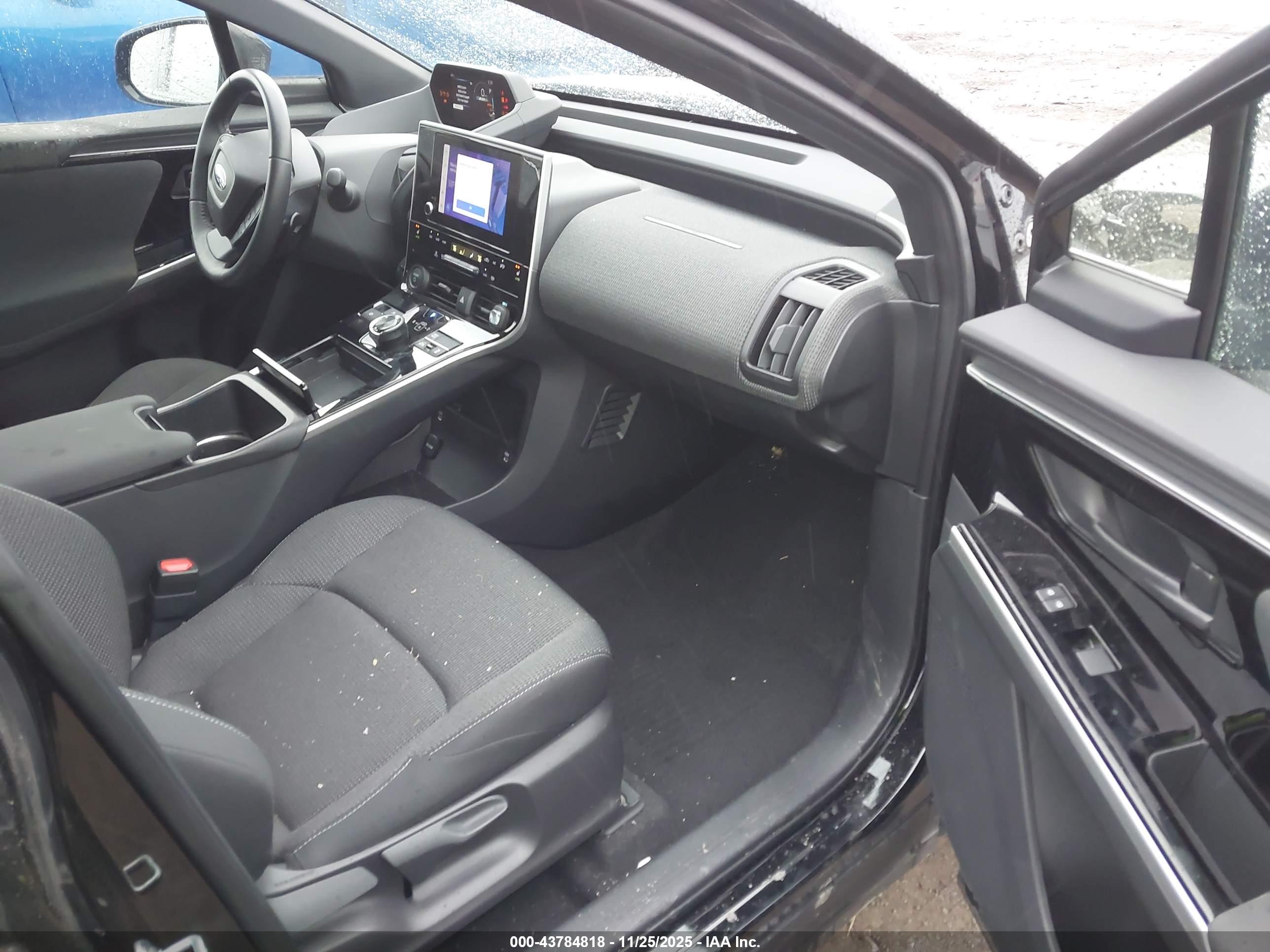 SUBARU SOLTERRA image 5