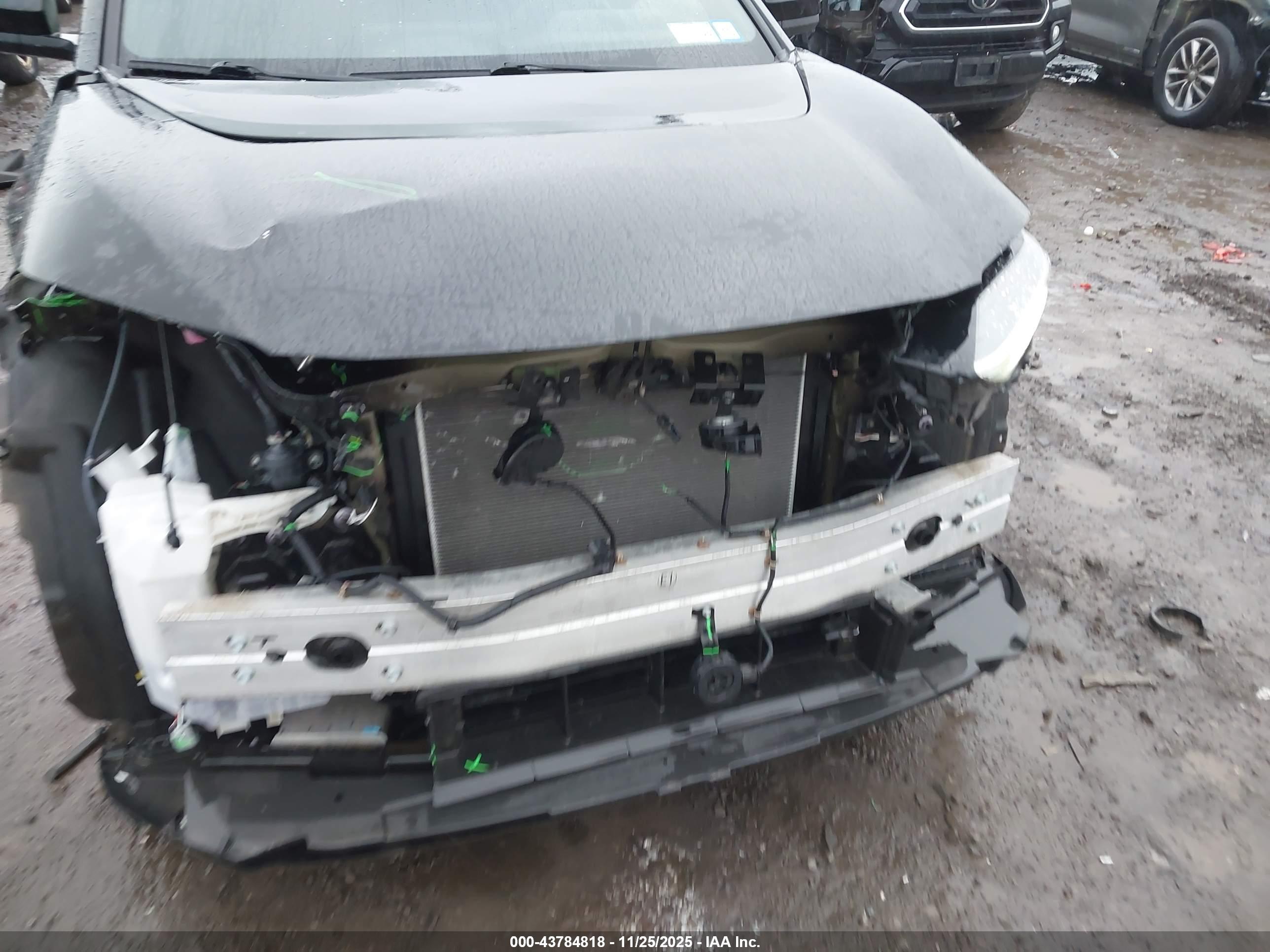 SUBARU SOLTERRA image 6