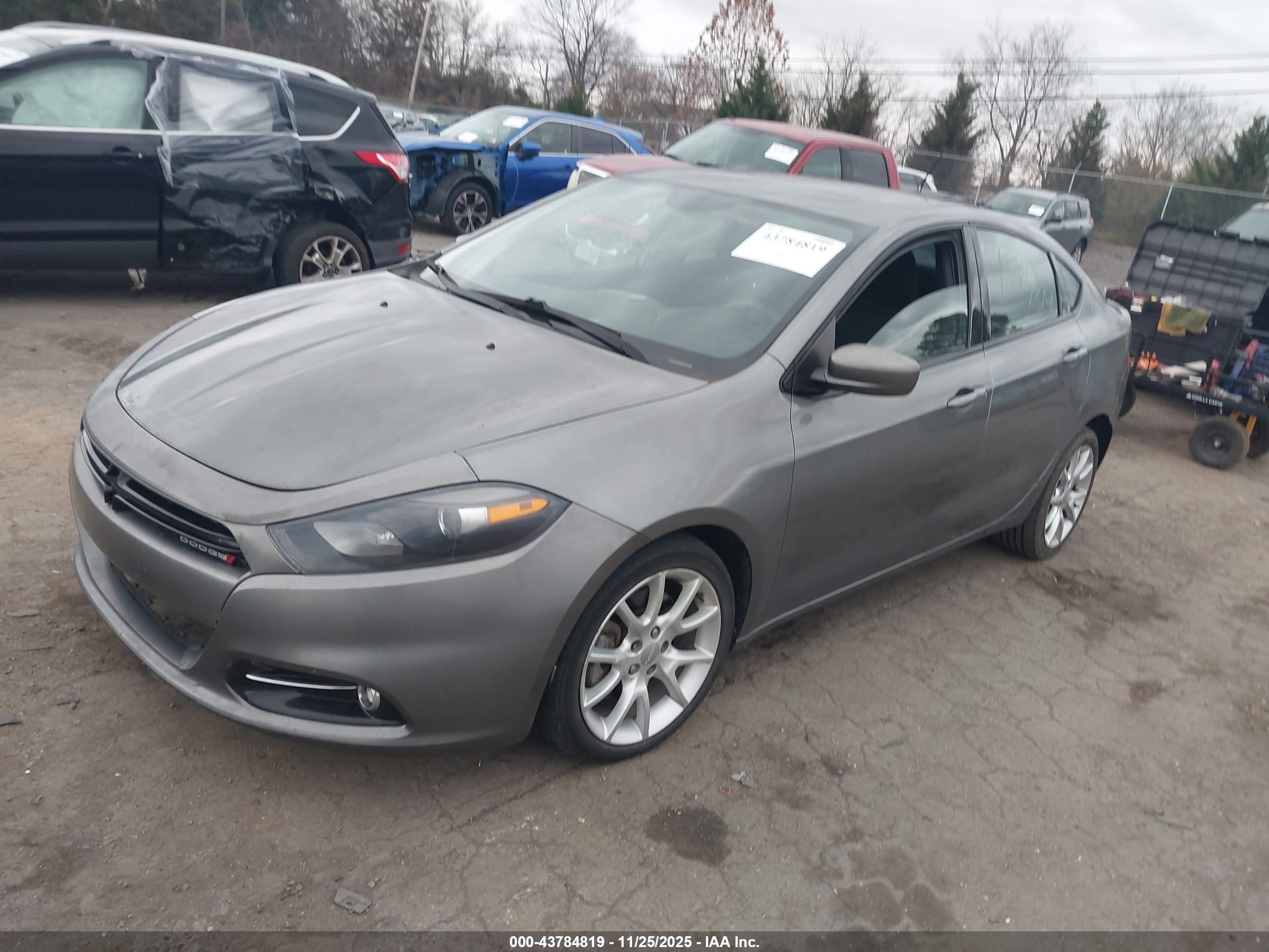 DODGE DART image 2