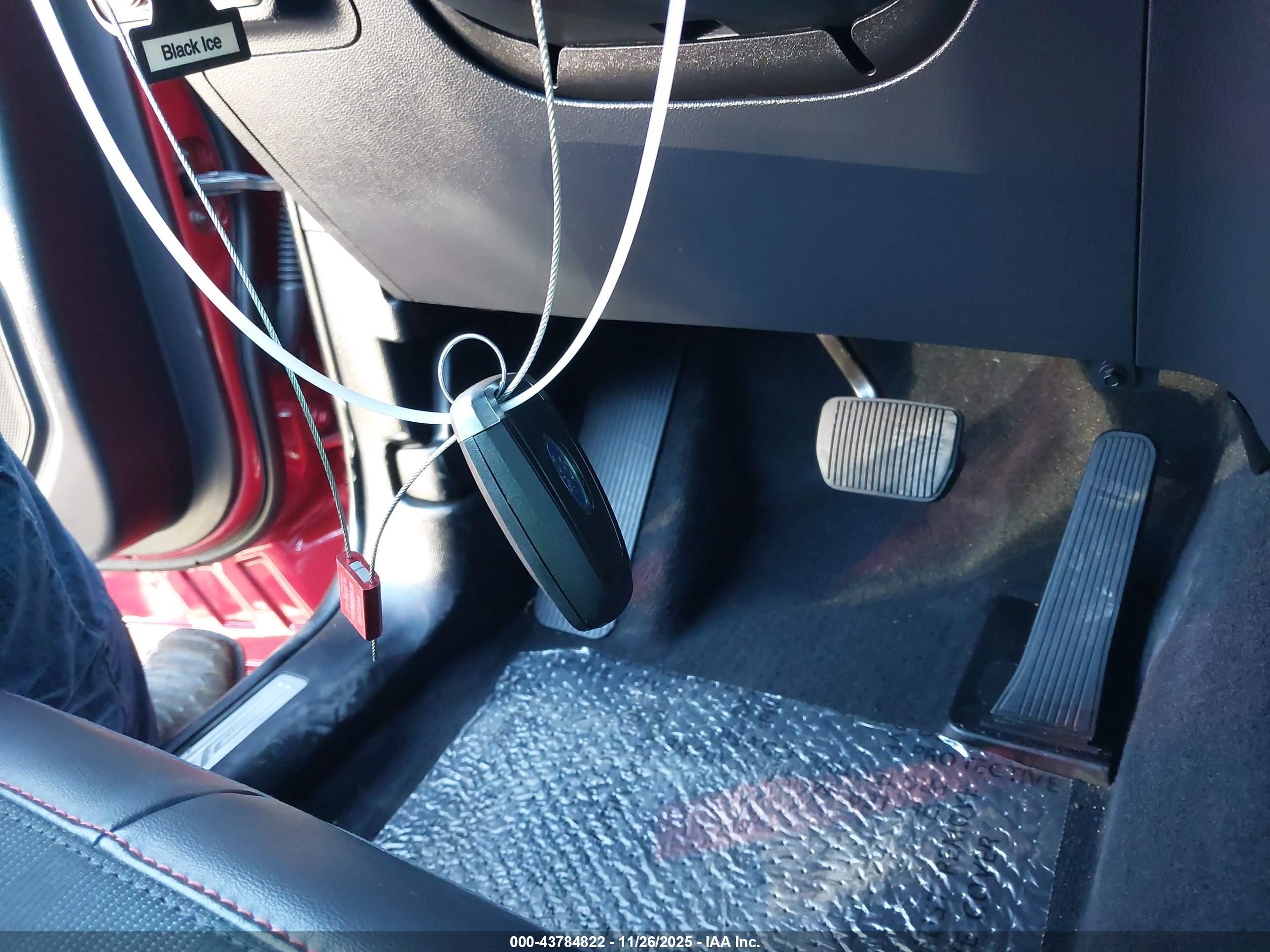 FORD EXPLORER image 11