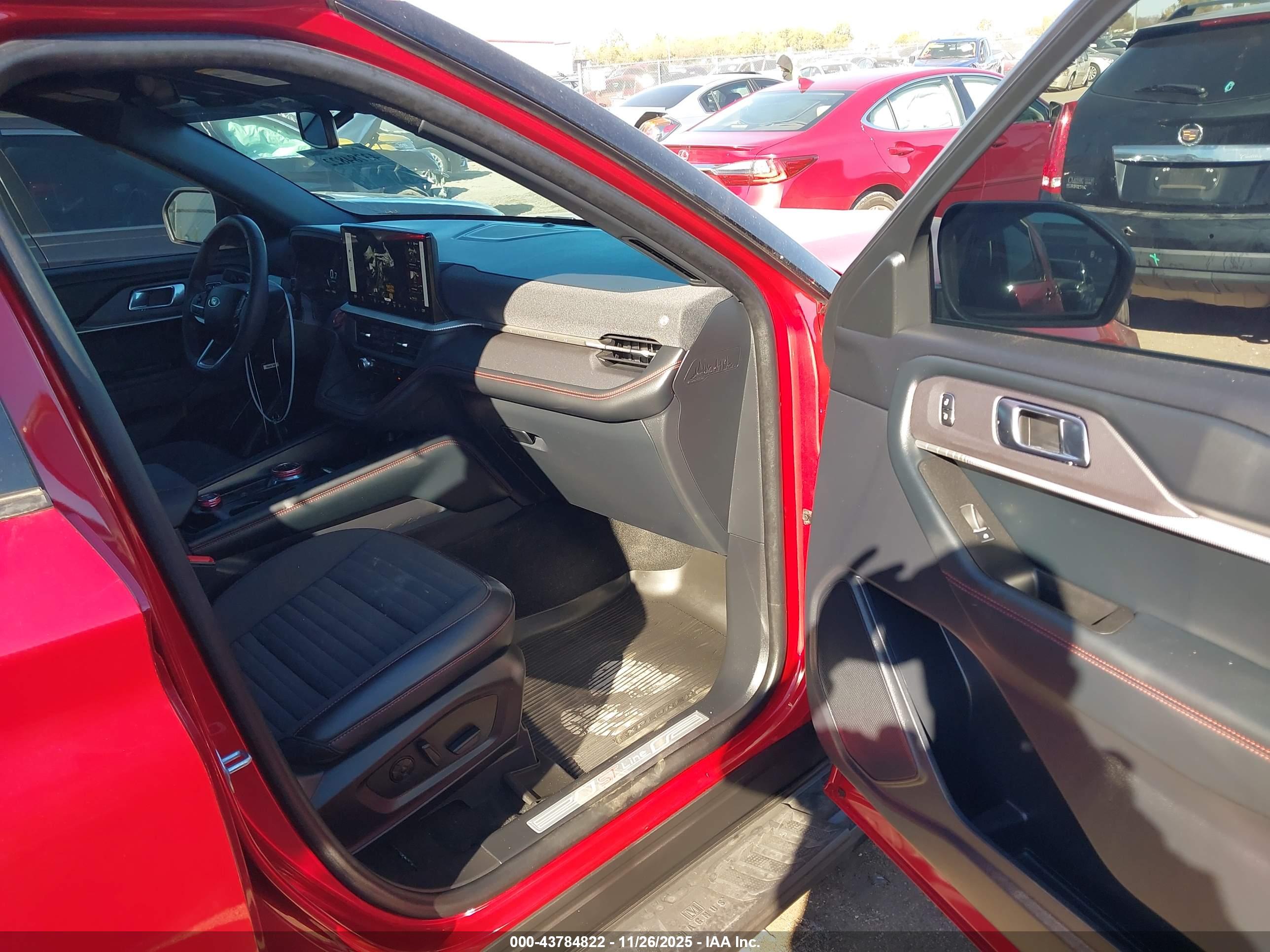 FORD EXPLORER image 5