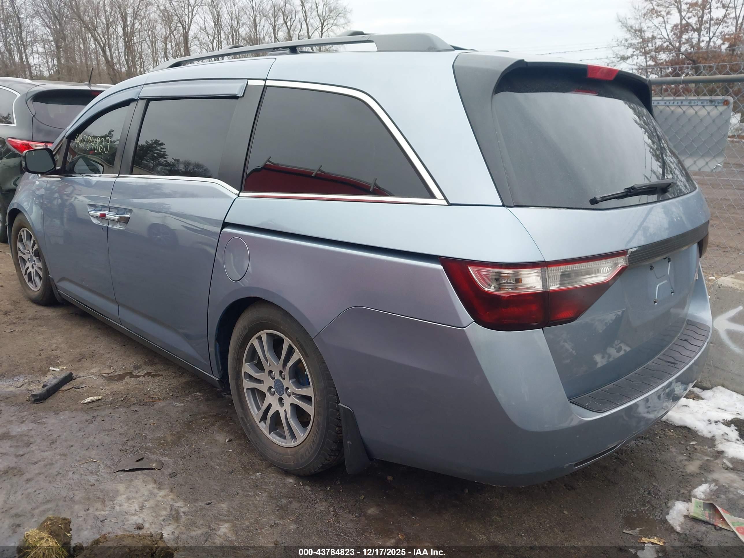 HONDA ODYSSEY image 3