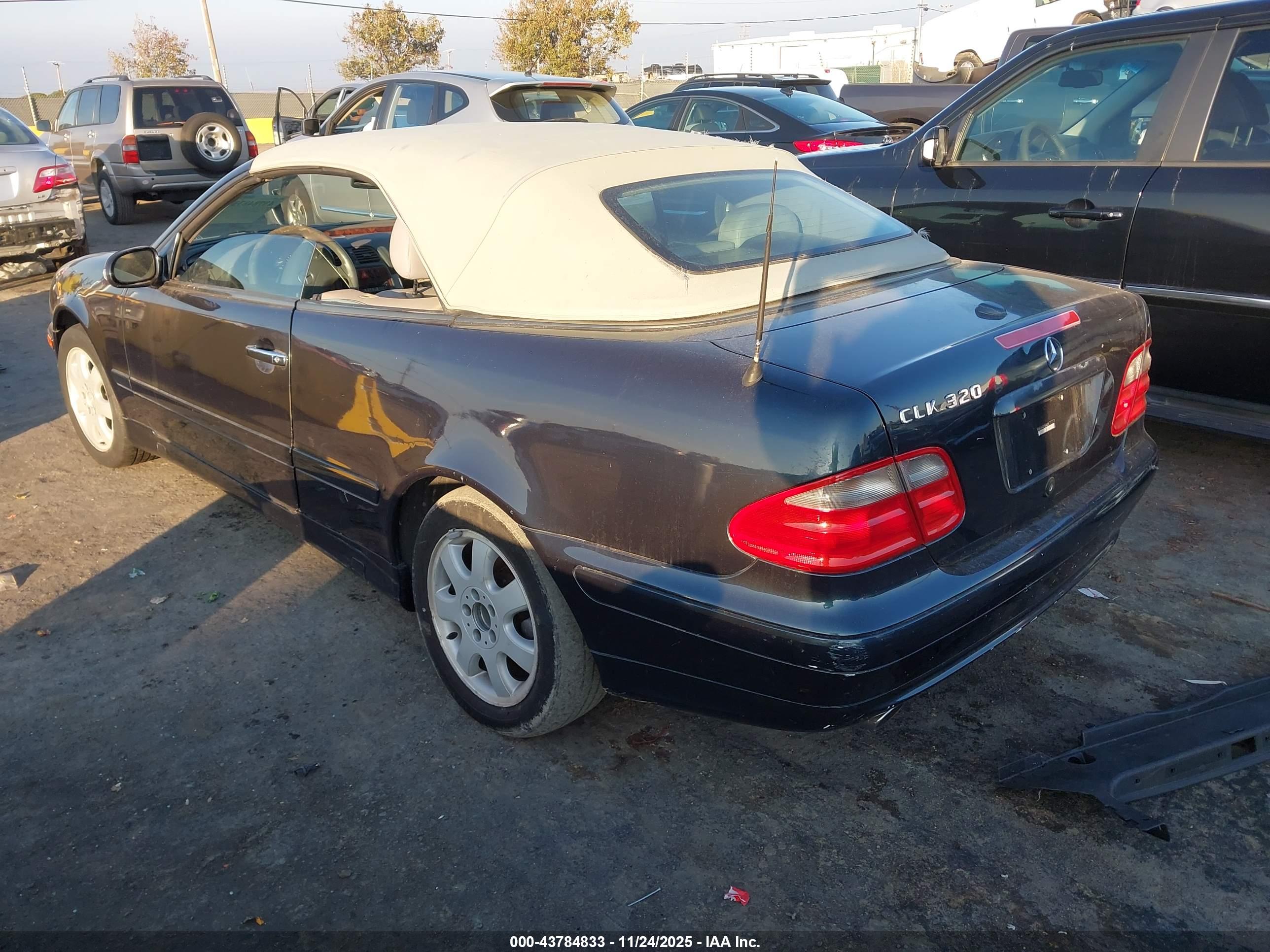 MERCEDES-BENZ CLK image 3