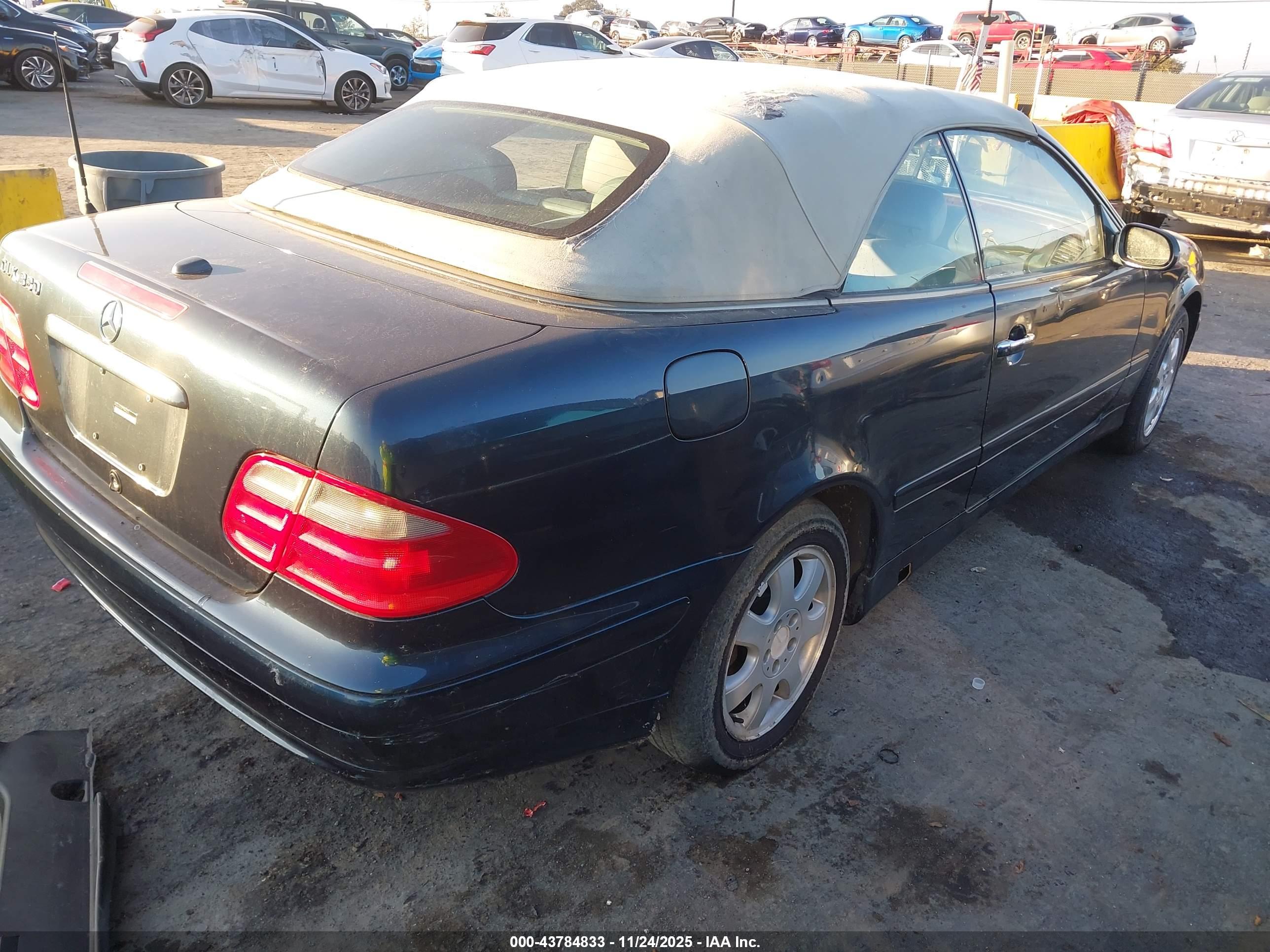 MERCEDES-BENZ CLK image 4