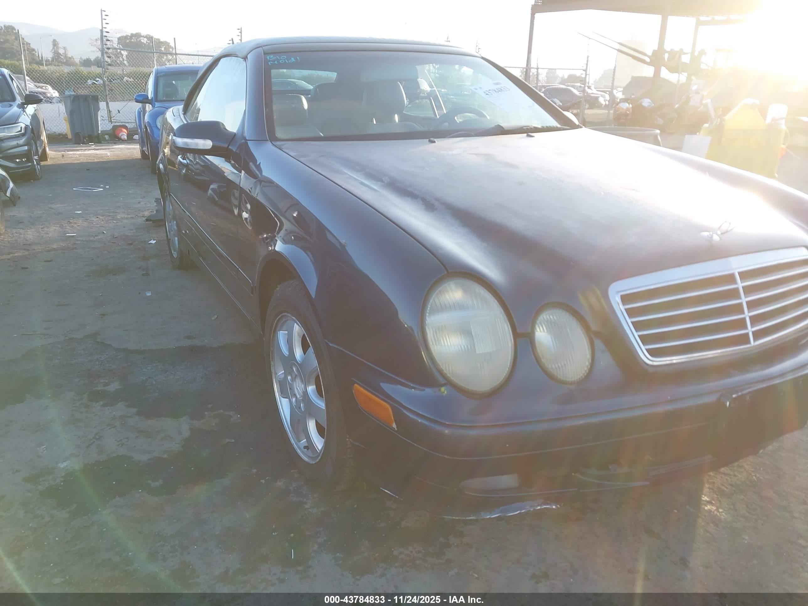 MERCEDES-BENZ CLK image 6