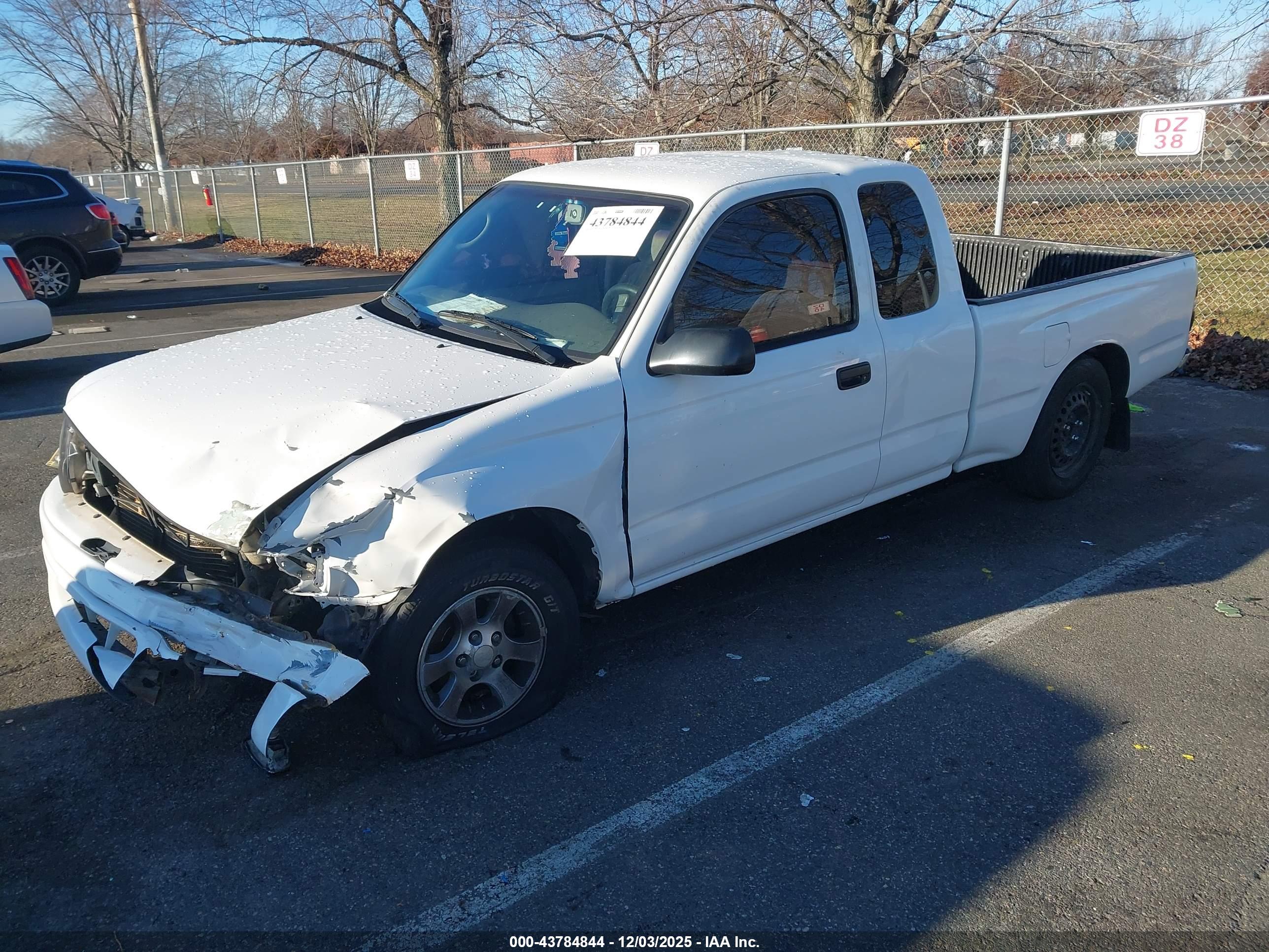 TOYOTA TACOMA image 2