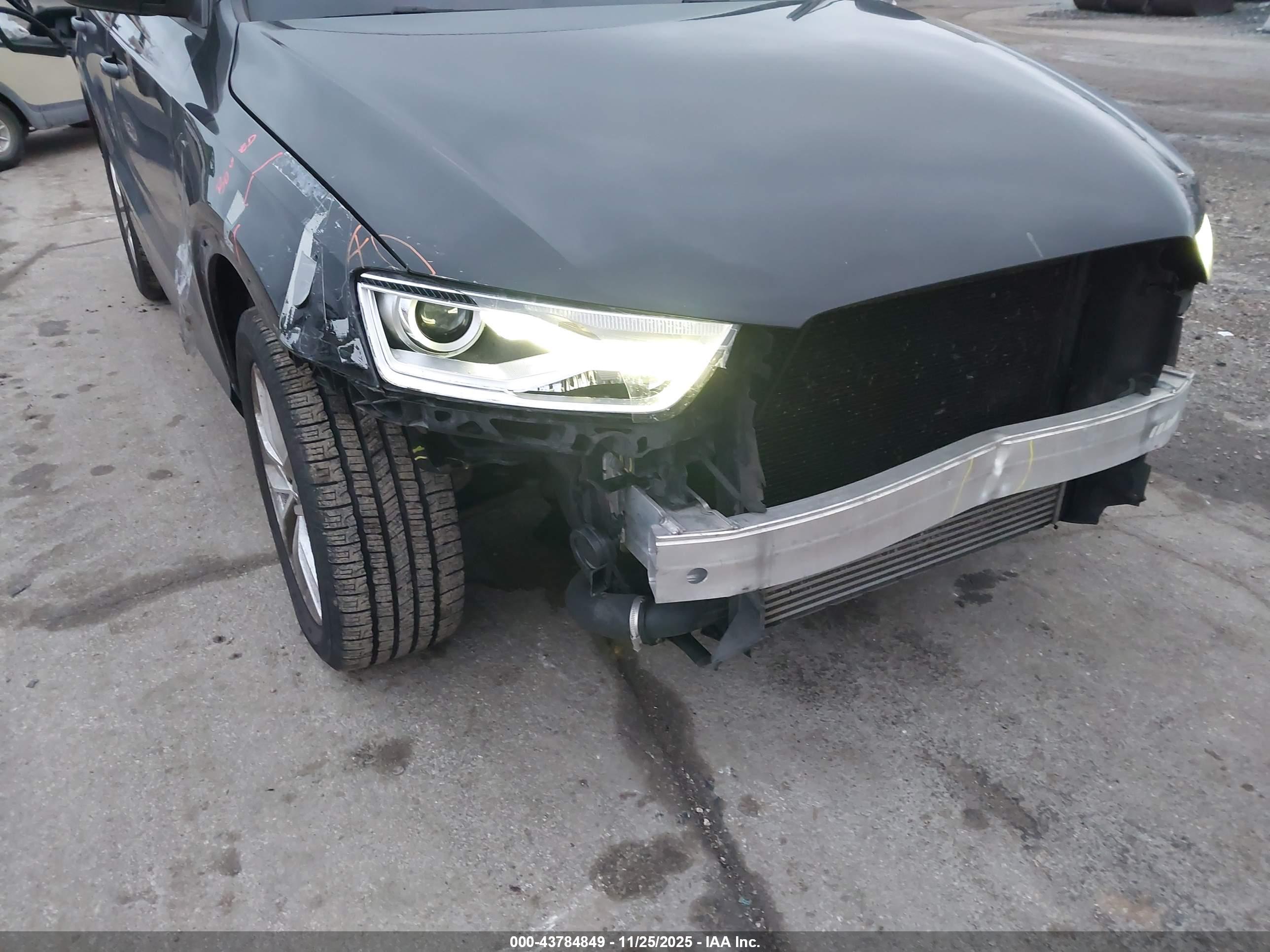 AUDI Q3 image 6