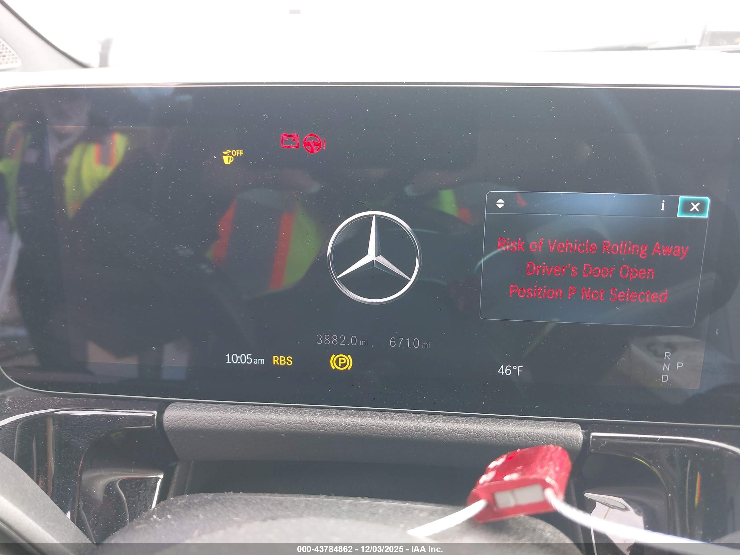 MERCEDES-BENZ GLA image 7