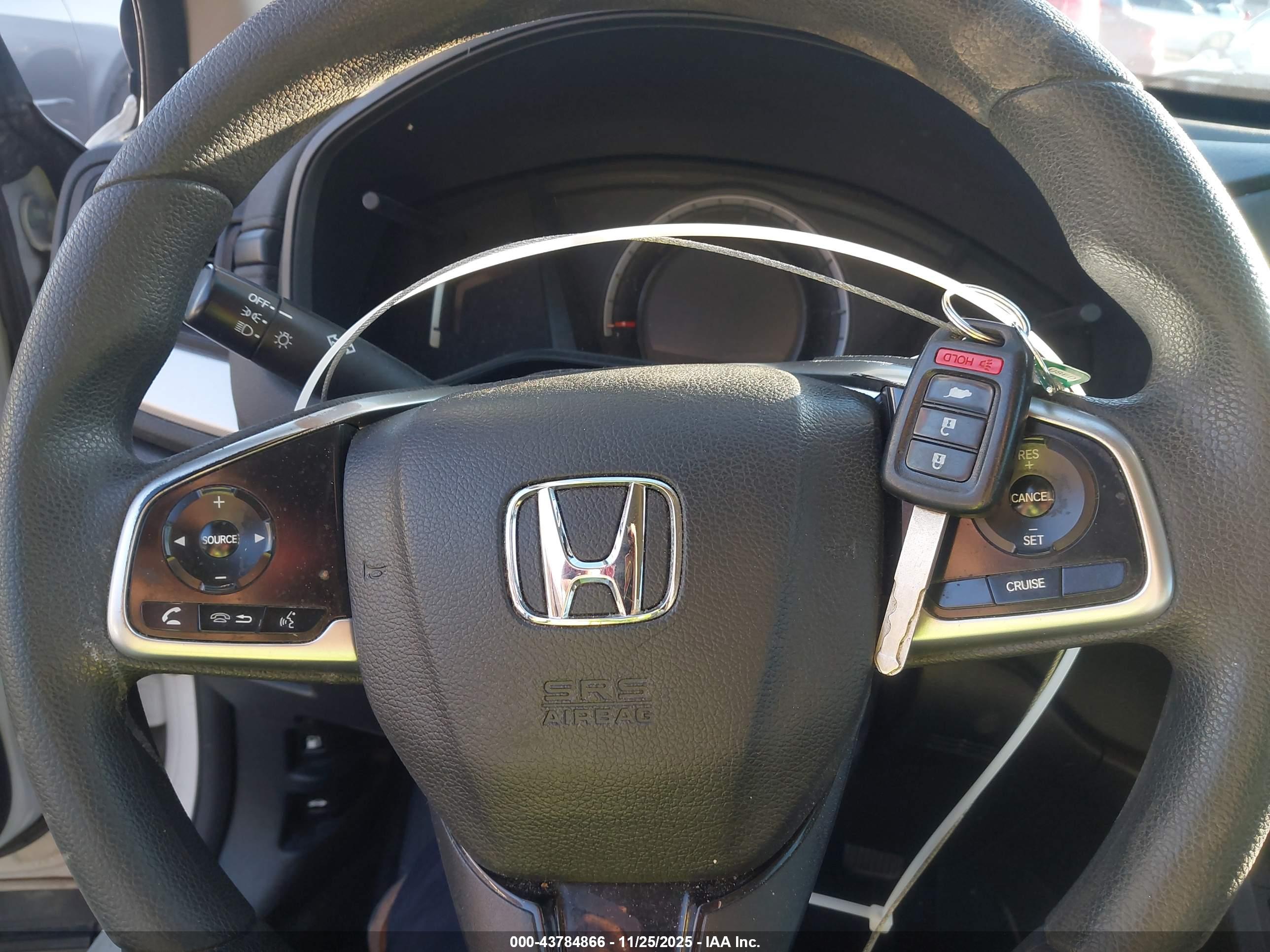 HONDA CR-V image 11