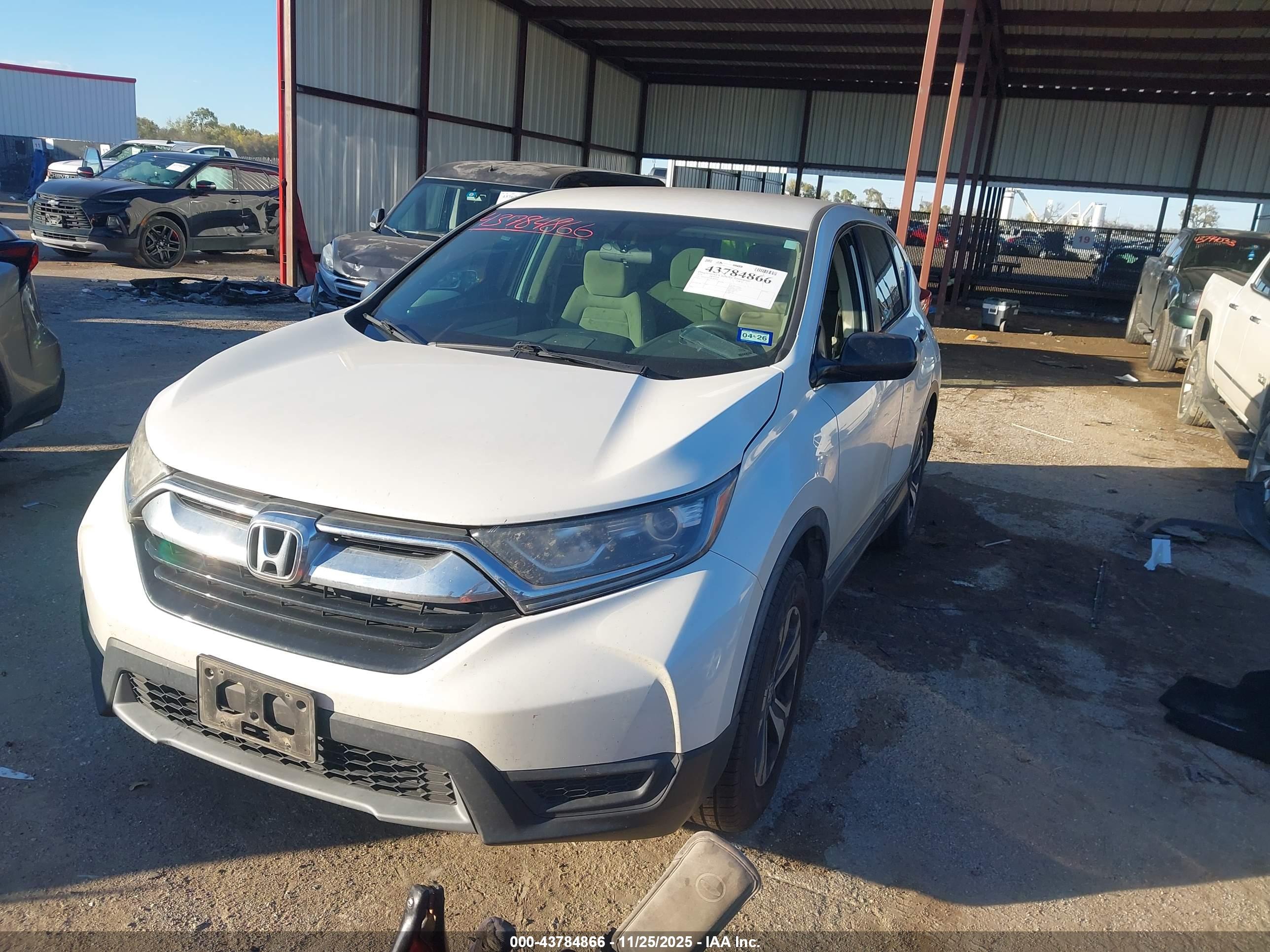 HONDA CR-V image 2