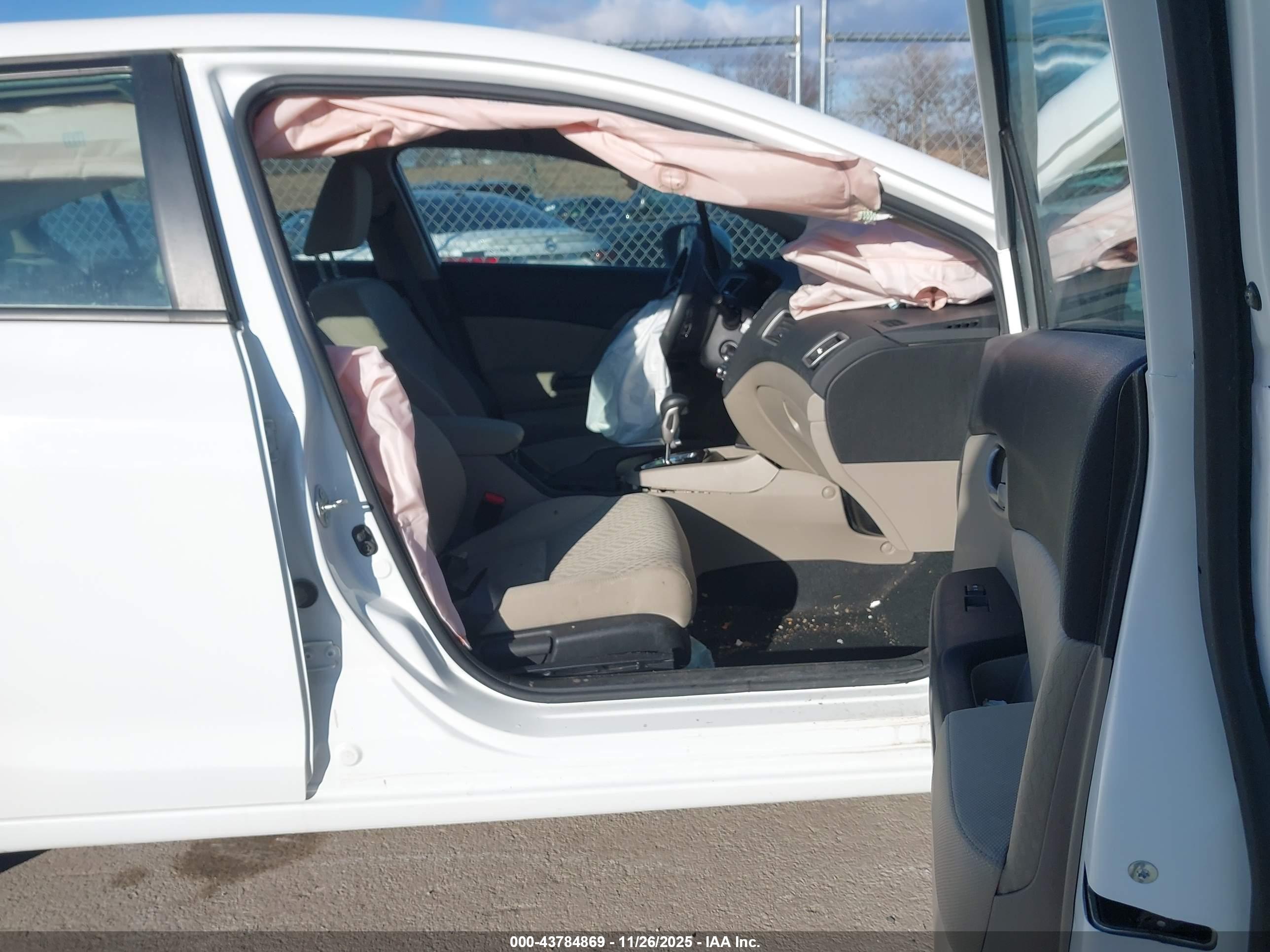 HONDA CIVIC image 5