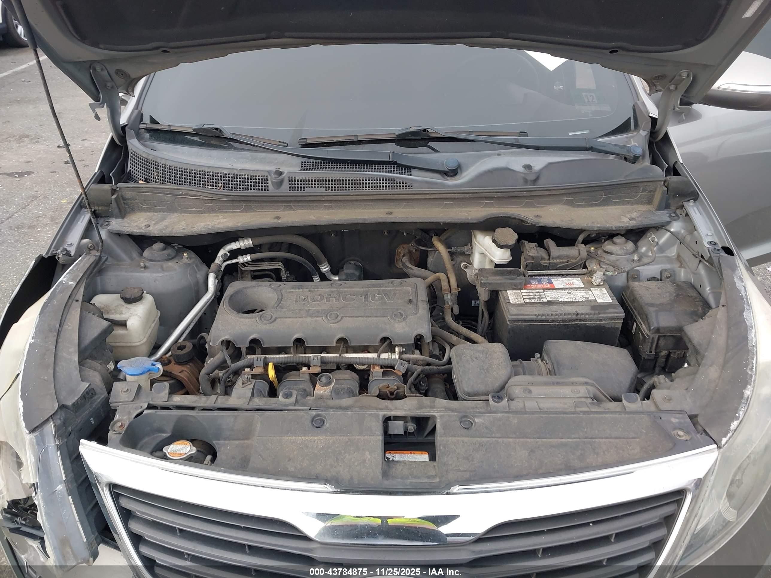 KIA SPORTAGE image 10