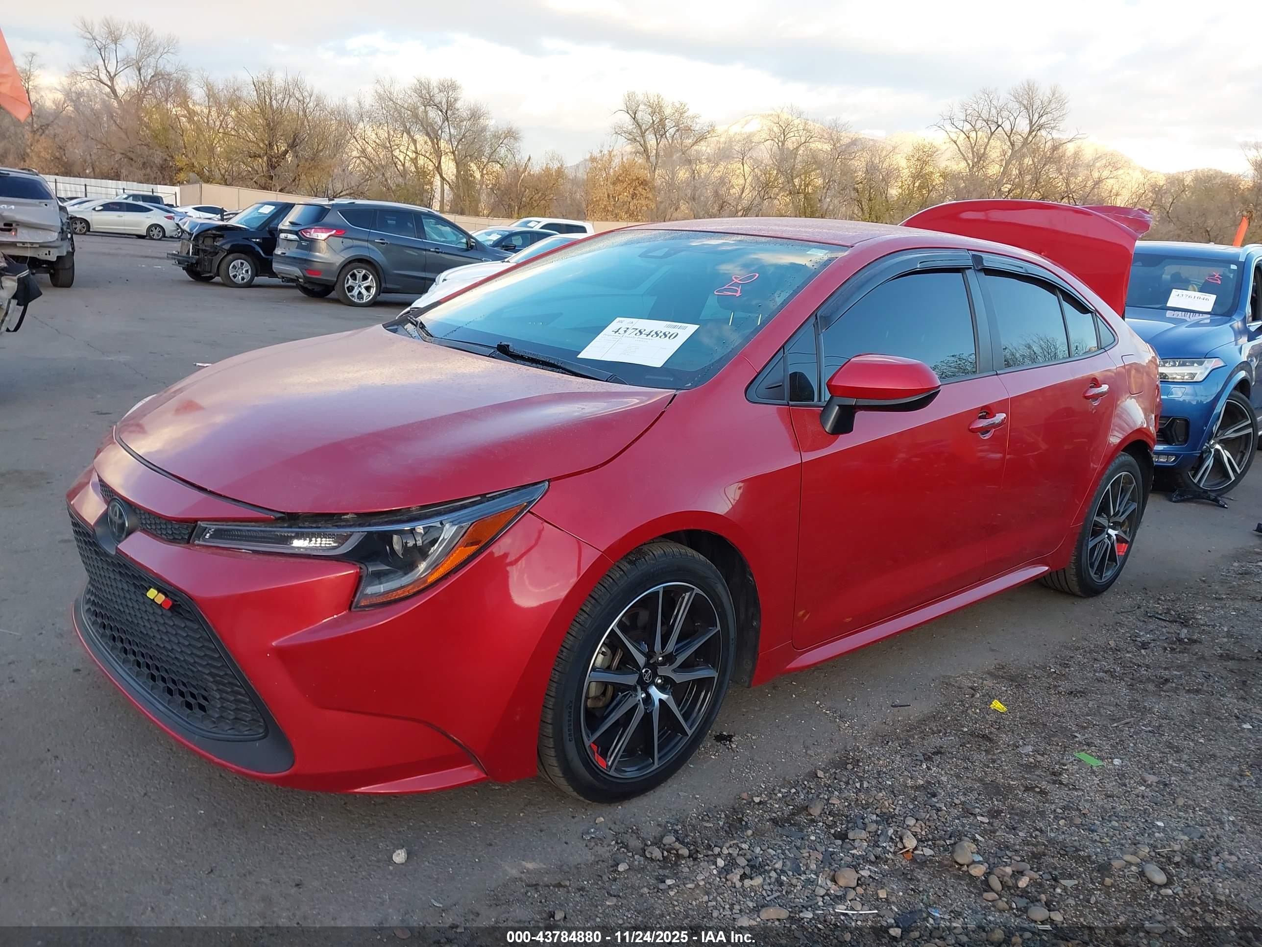 TOYOTA COROLLA image 2