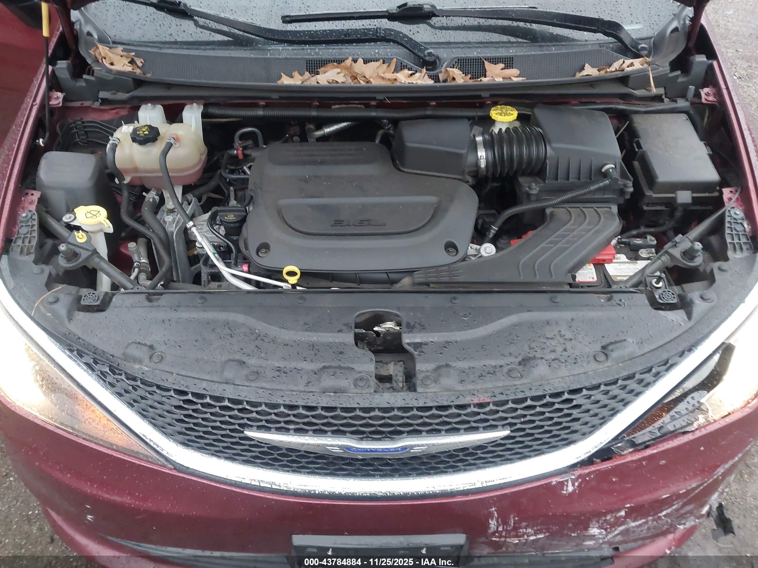 CHRYSLER VOYAGER image 10