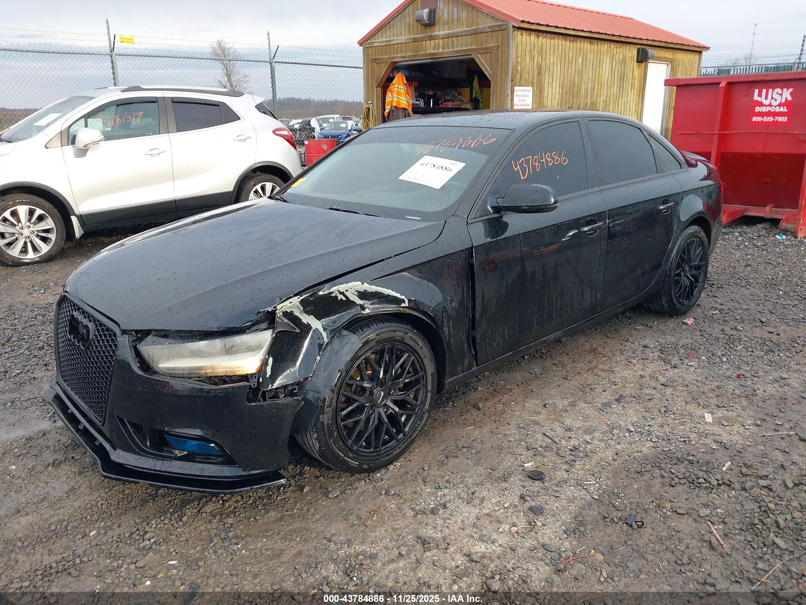 AUDI A4 image 2