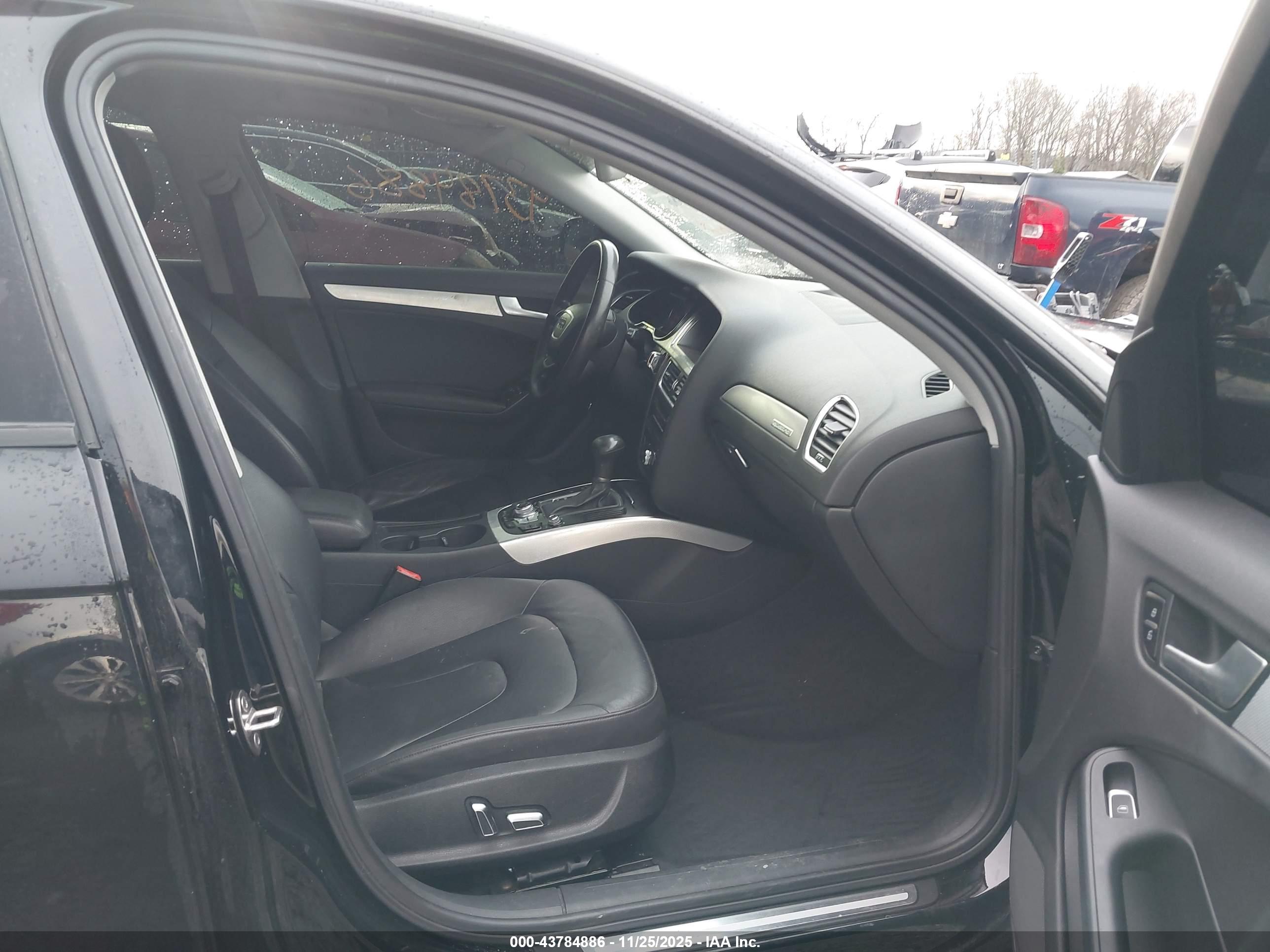 AUDI A4 image 5