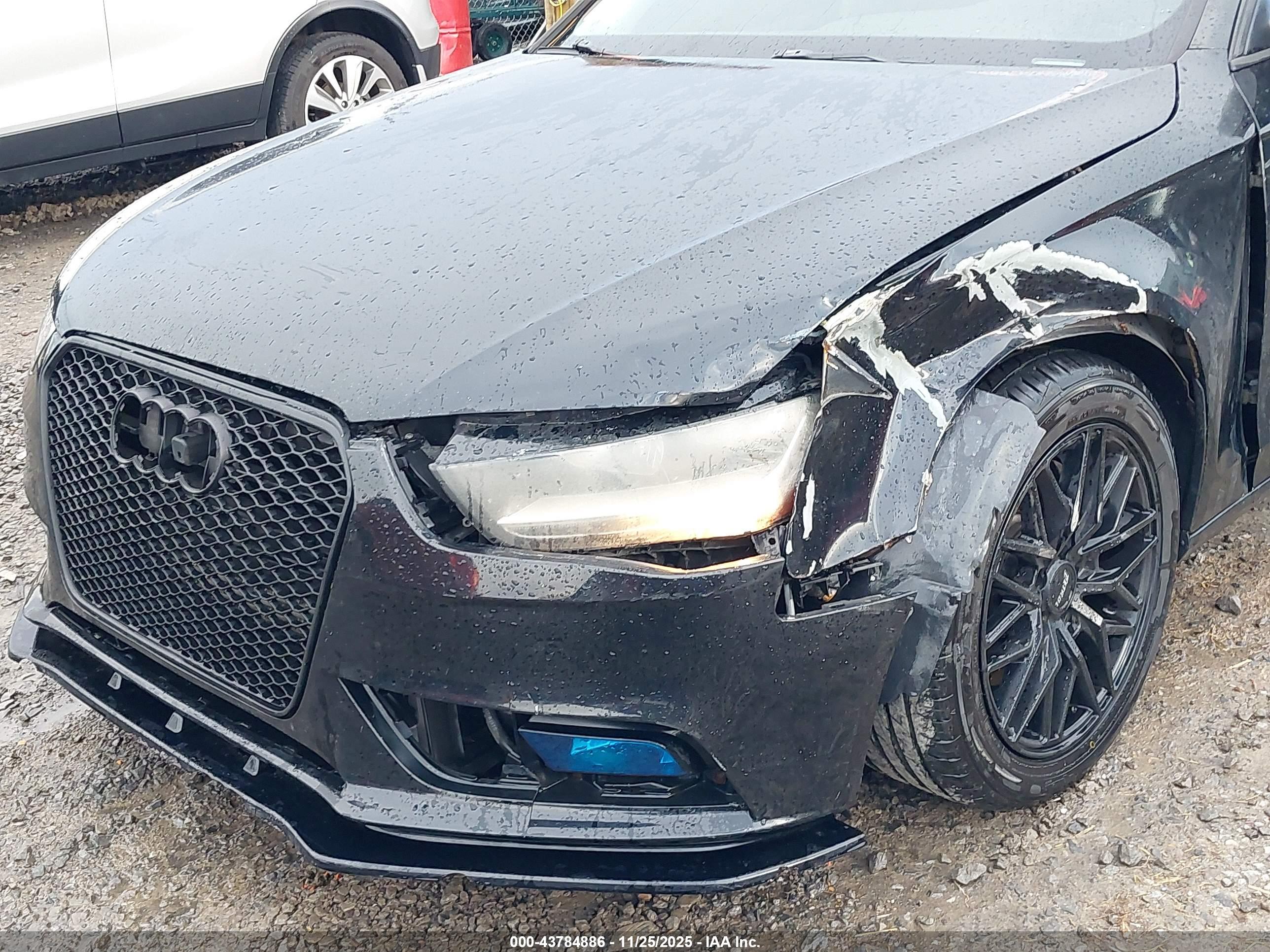 AUDI A4 image 6
