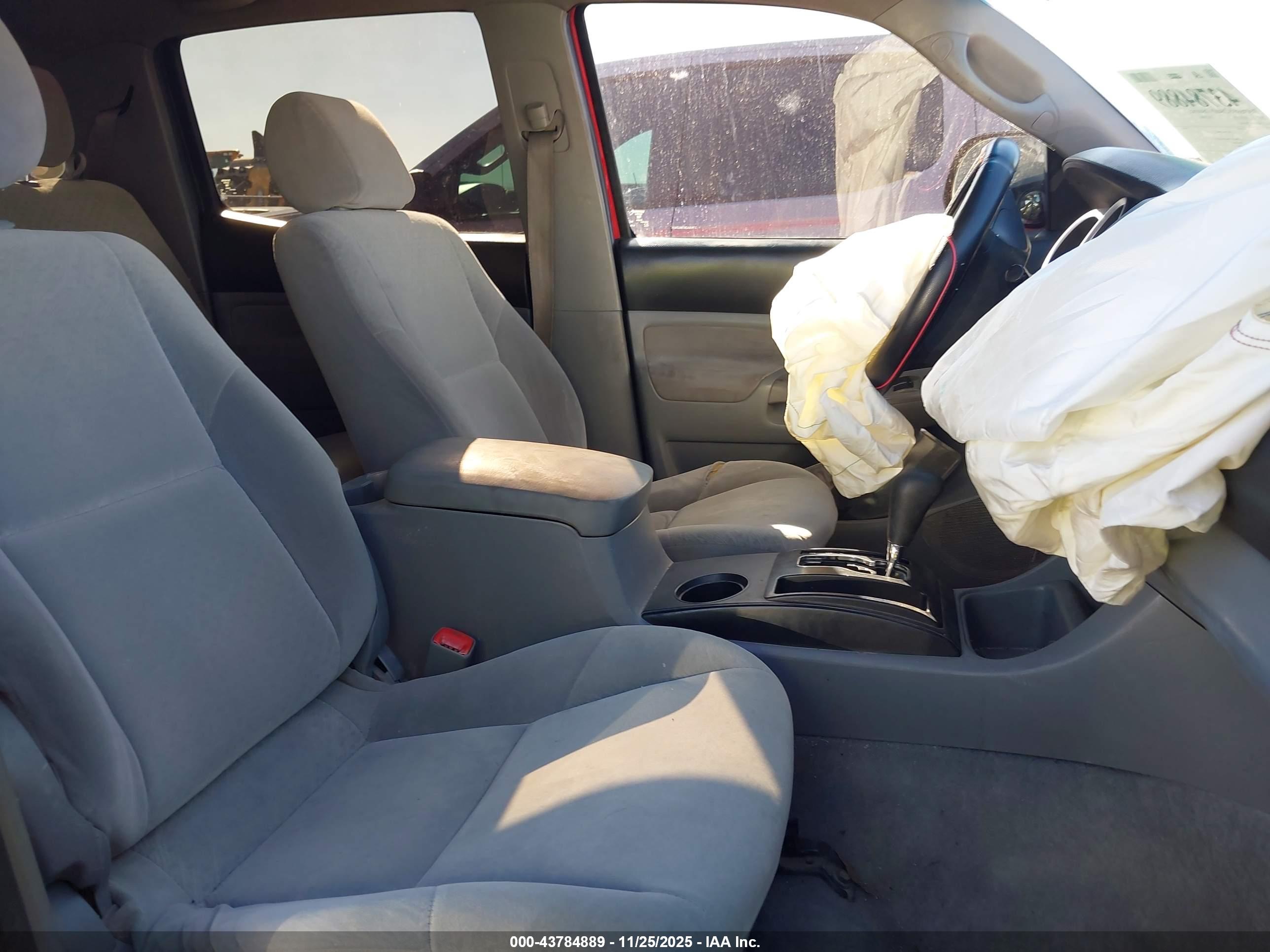 TOYOTA TACOMA image 5