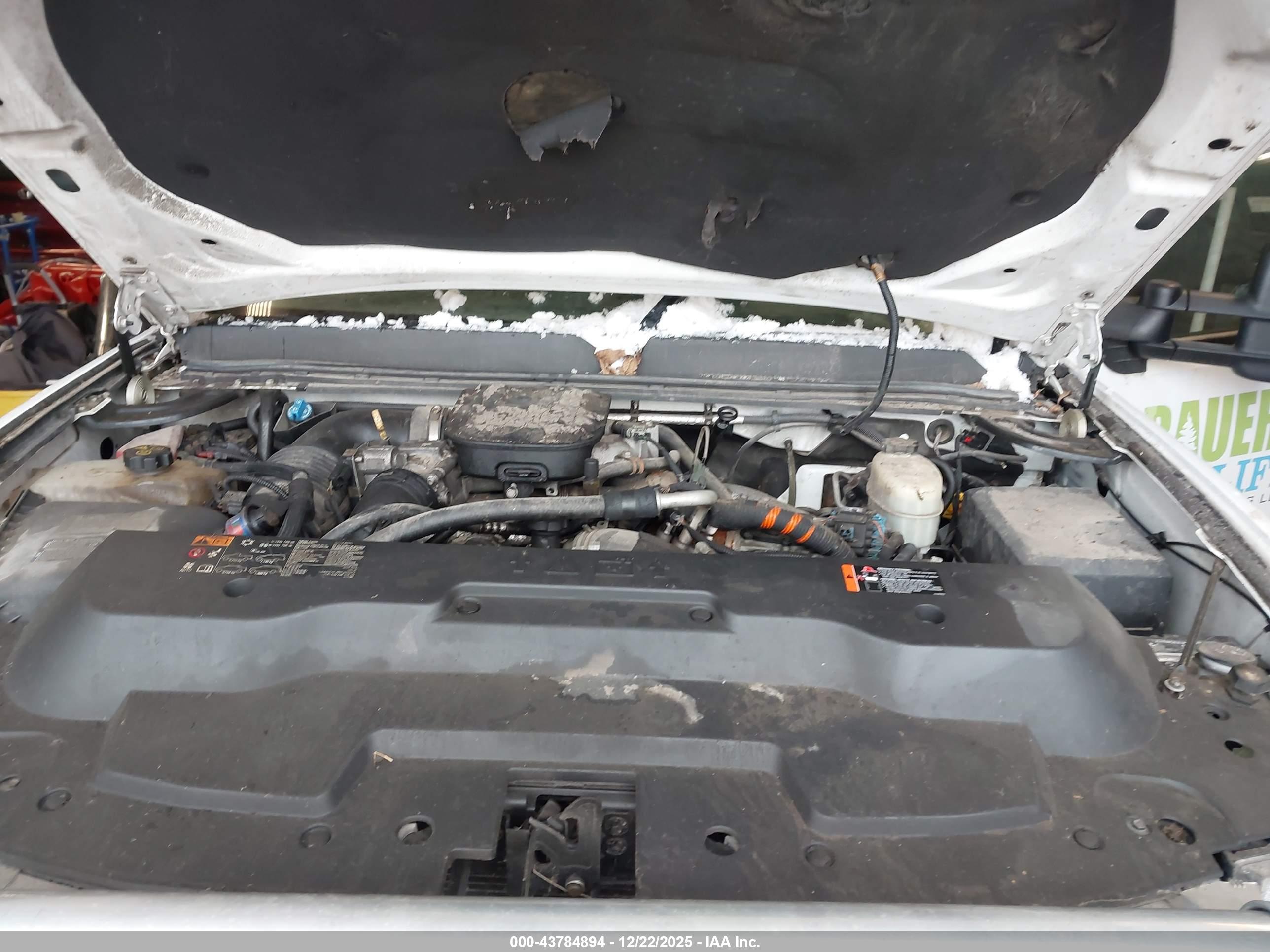GMC SIERRA image 10