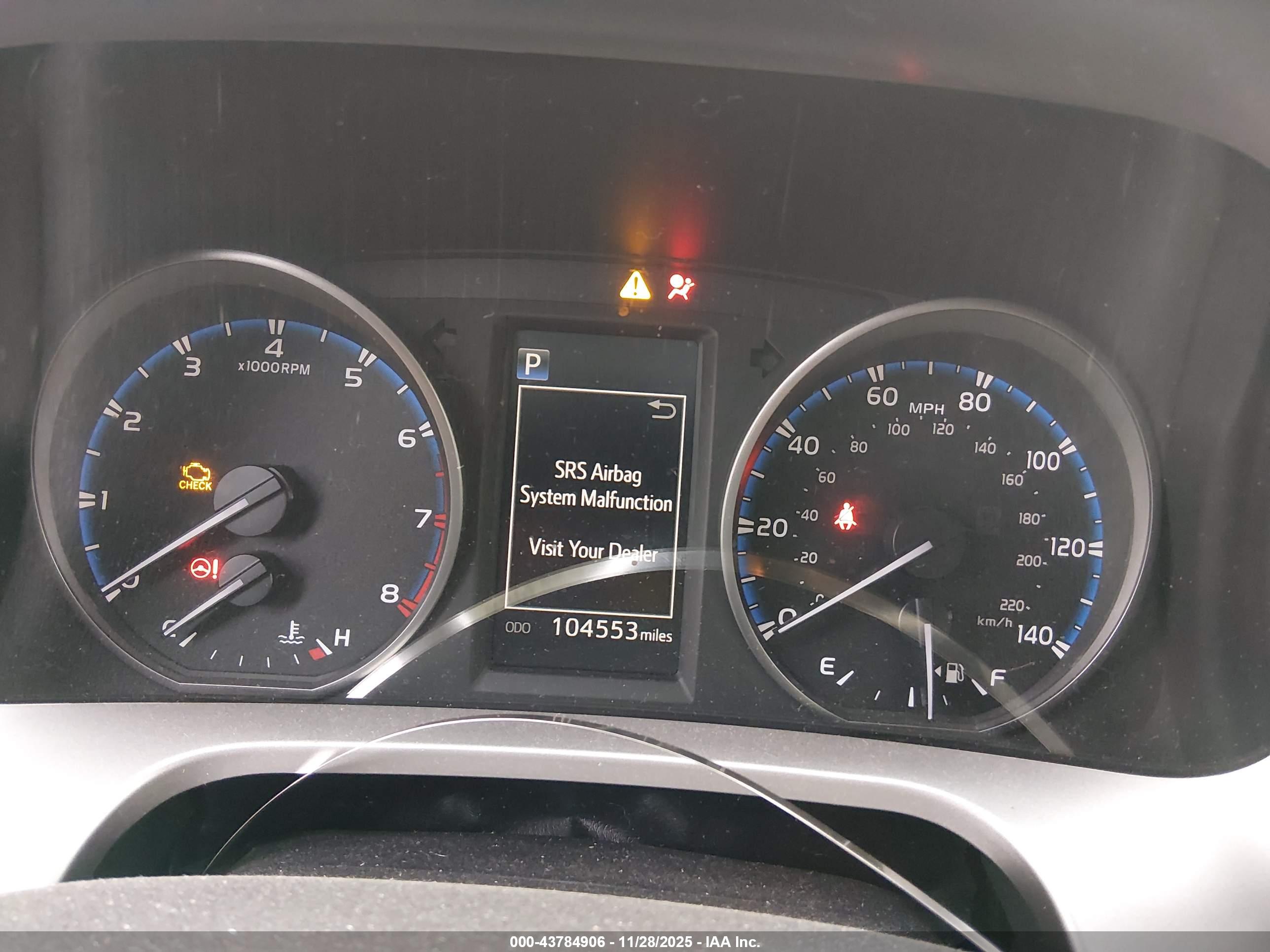 TOYOTA RAV4 image 7