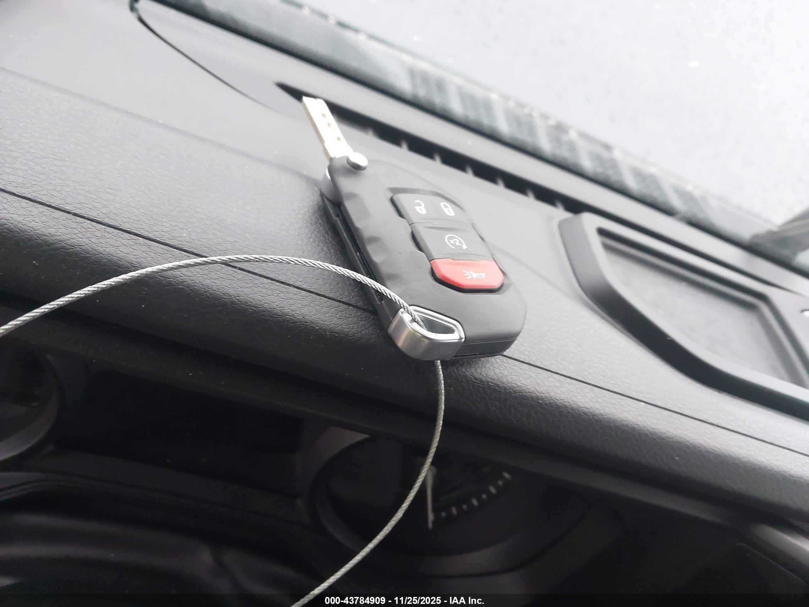 JEEP WRANGLER image 11