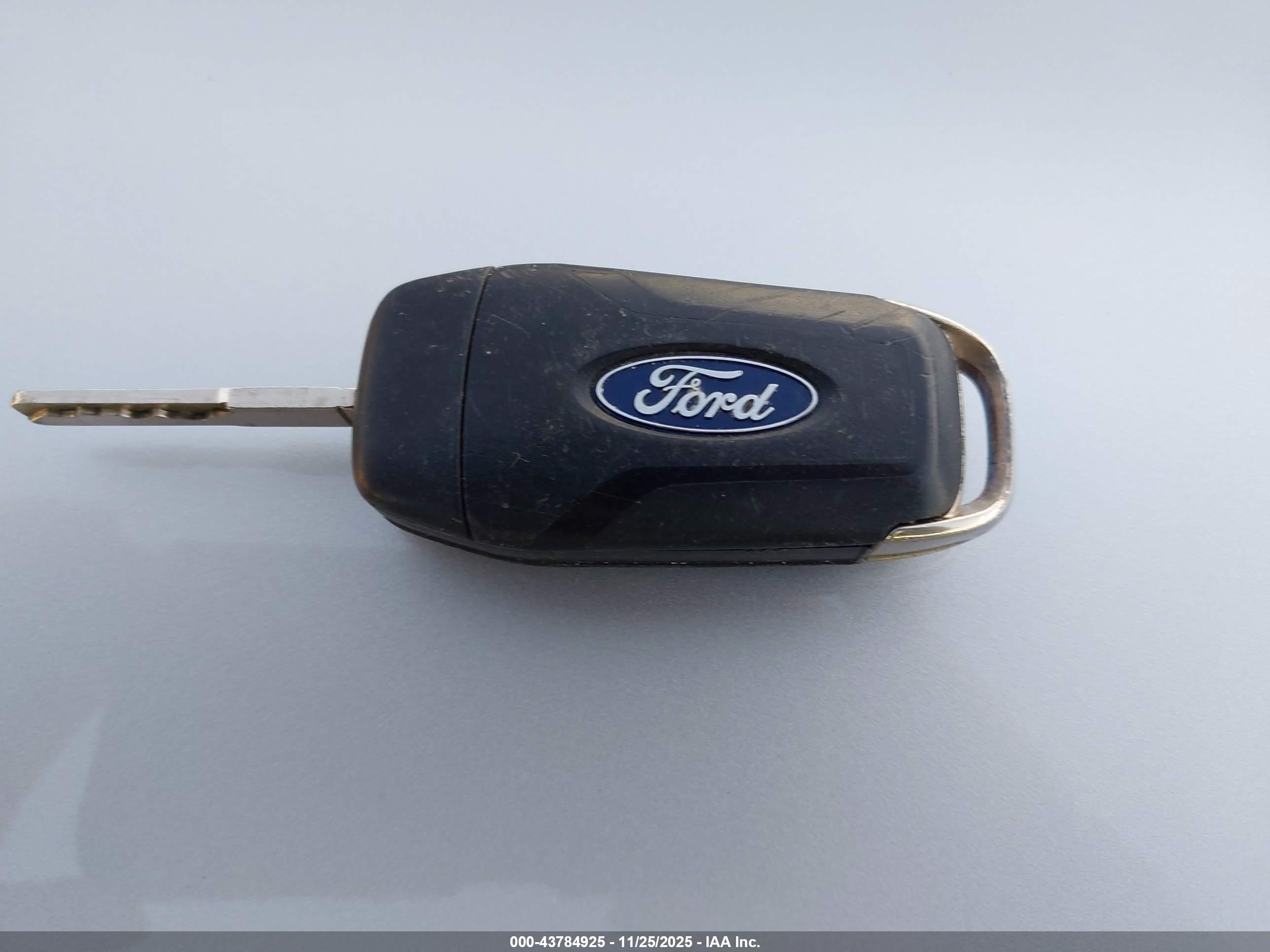 FORD ECOSPORT image 11