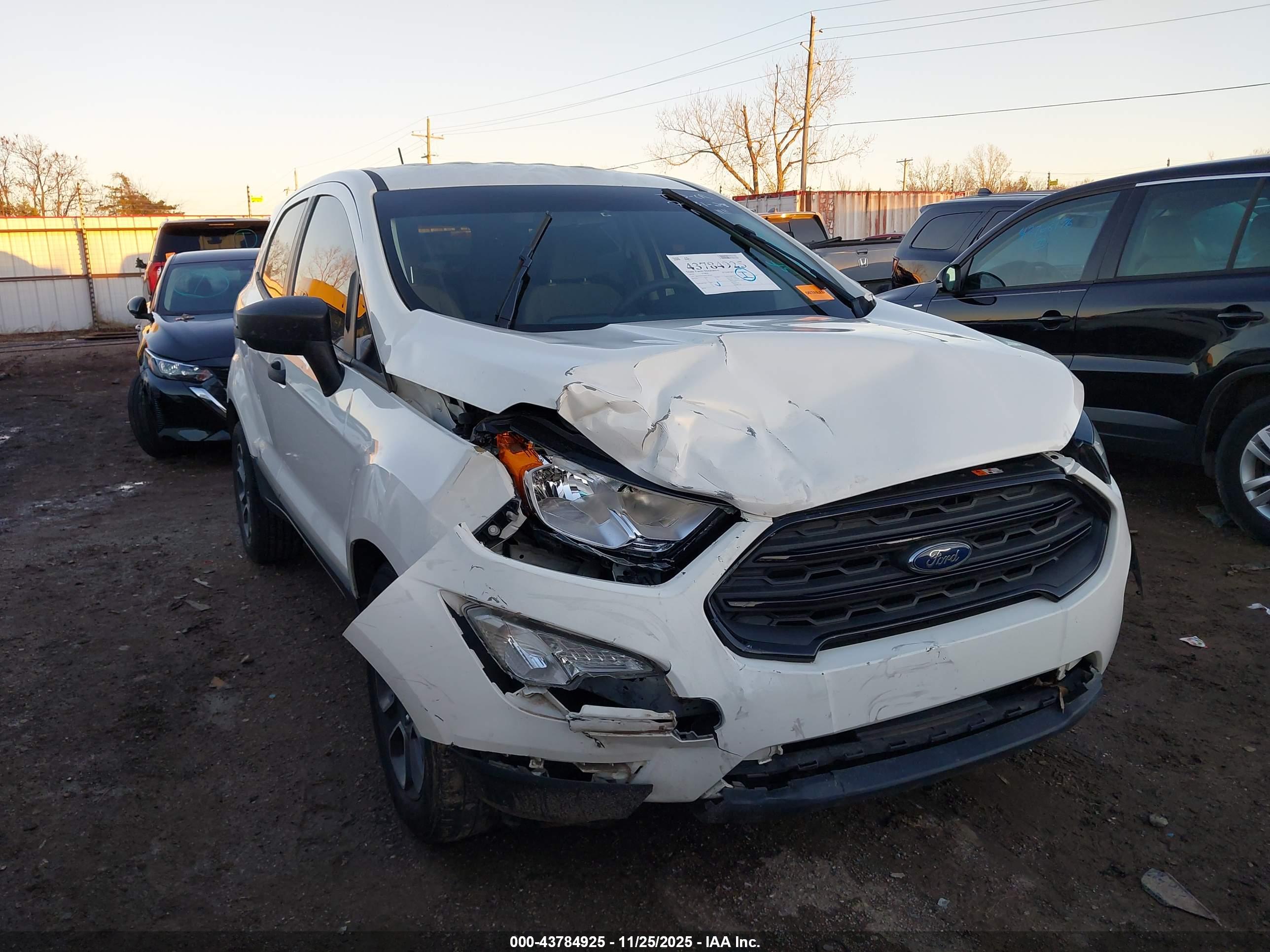 FORD ECOSPORT image 6