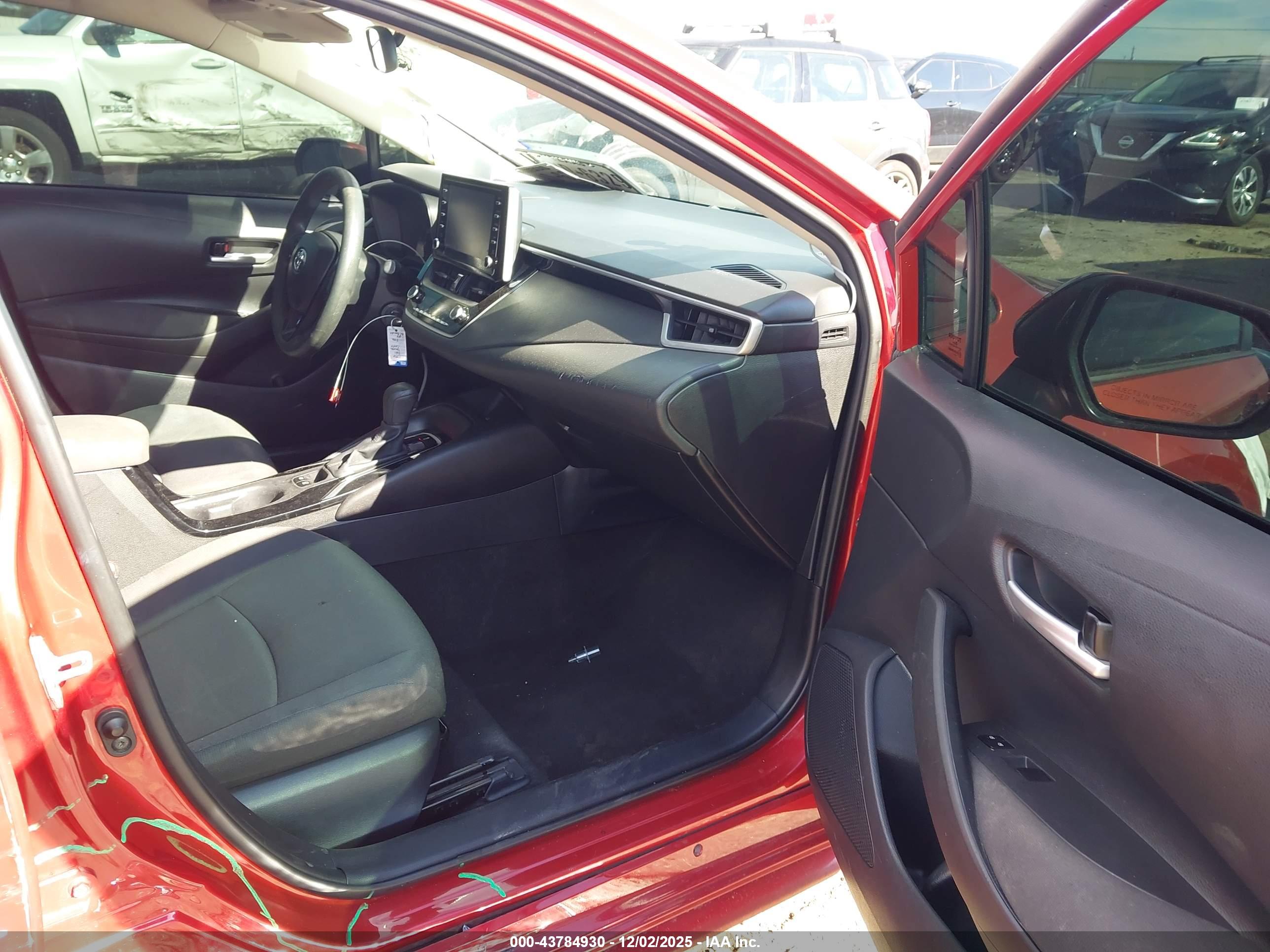 TOYOTA COROLLA image 5