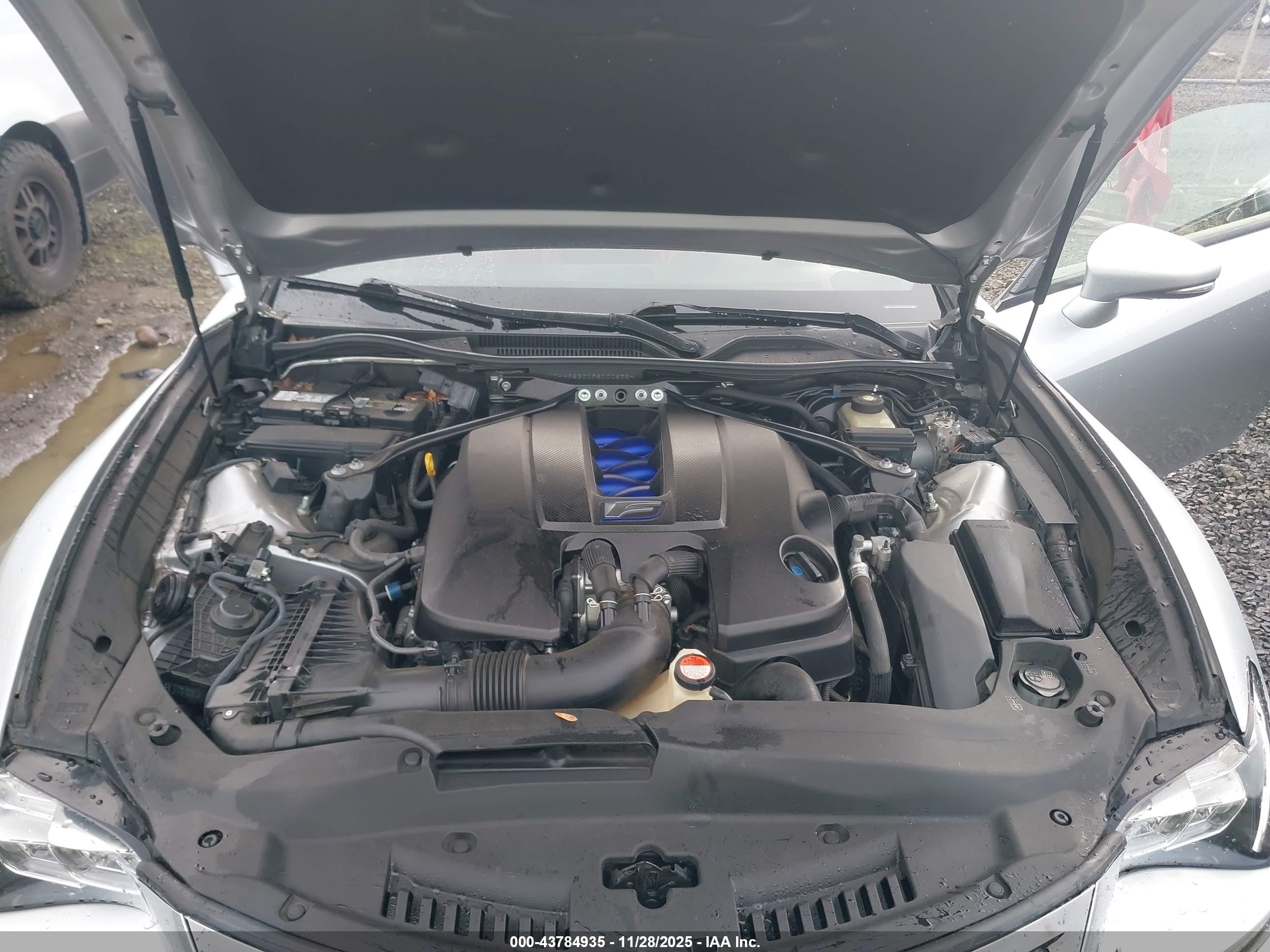 LEXUS RC image 10