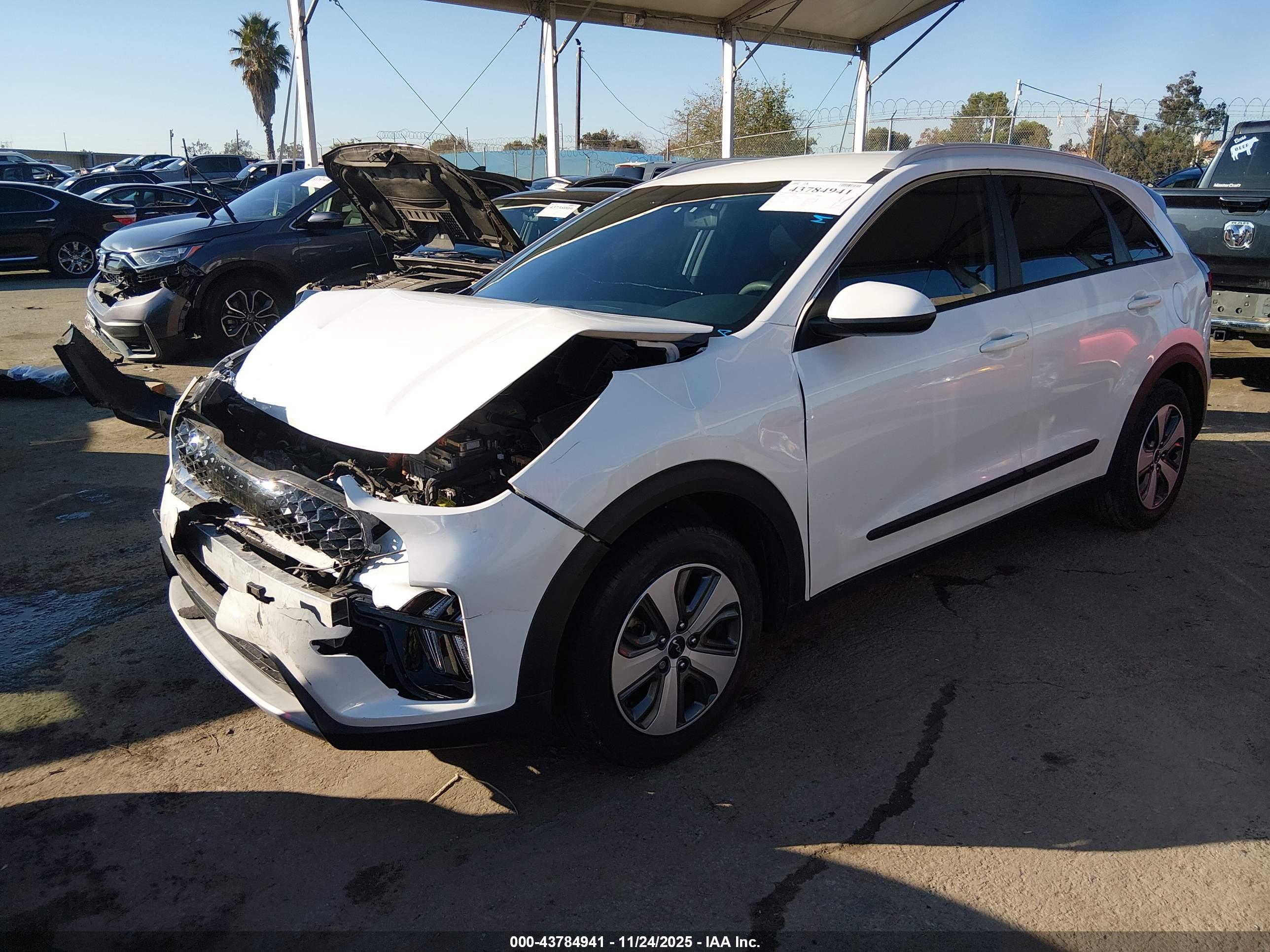 KIA NIRO image 2