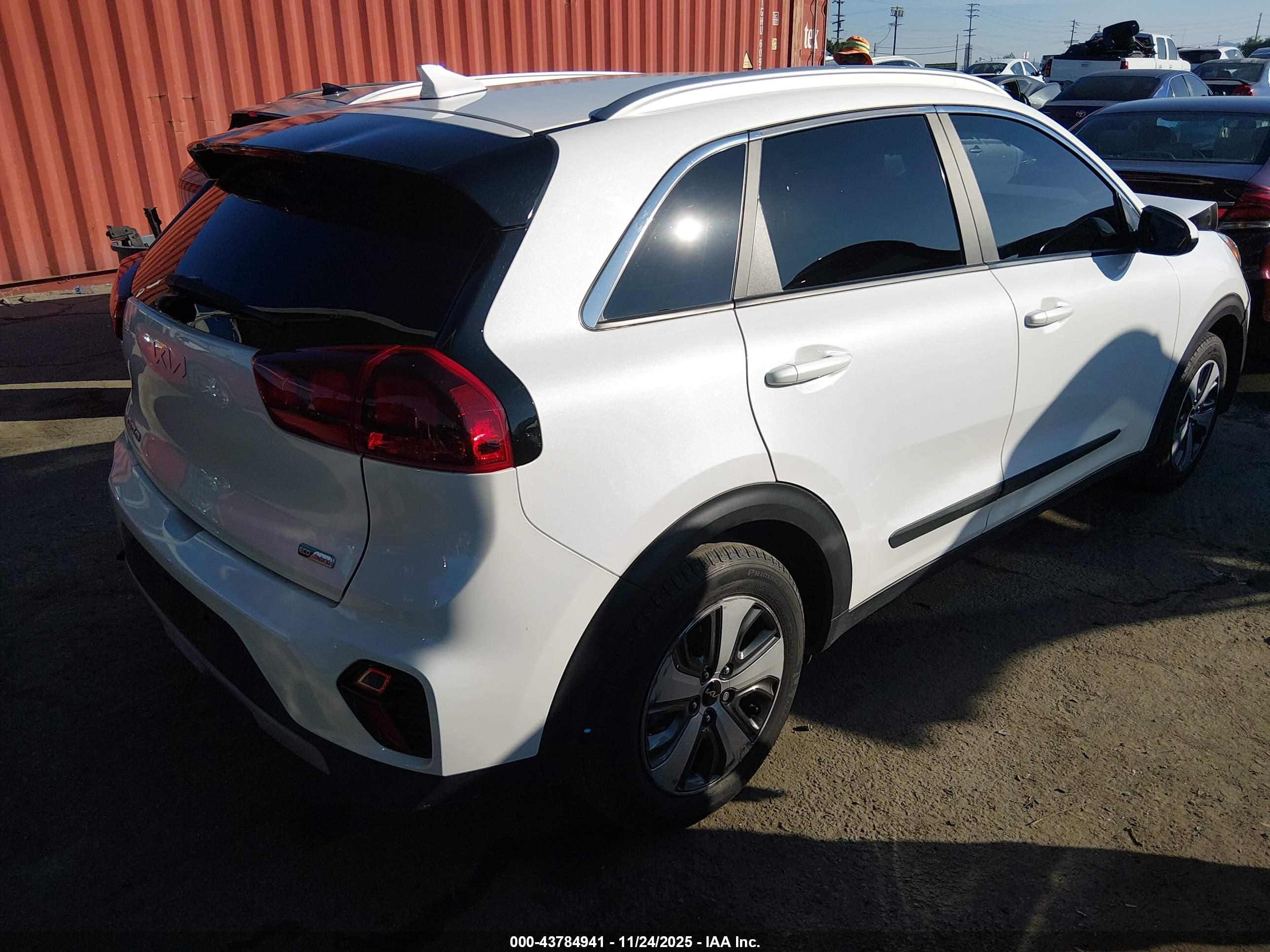 KIA NIRO image 4